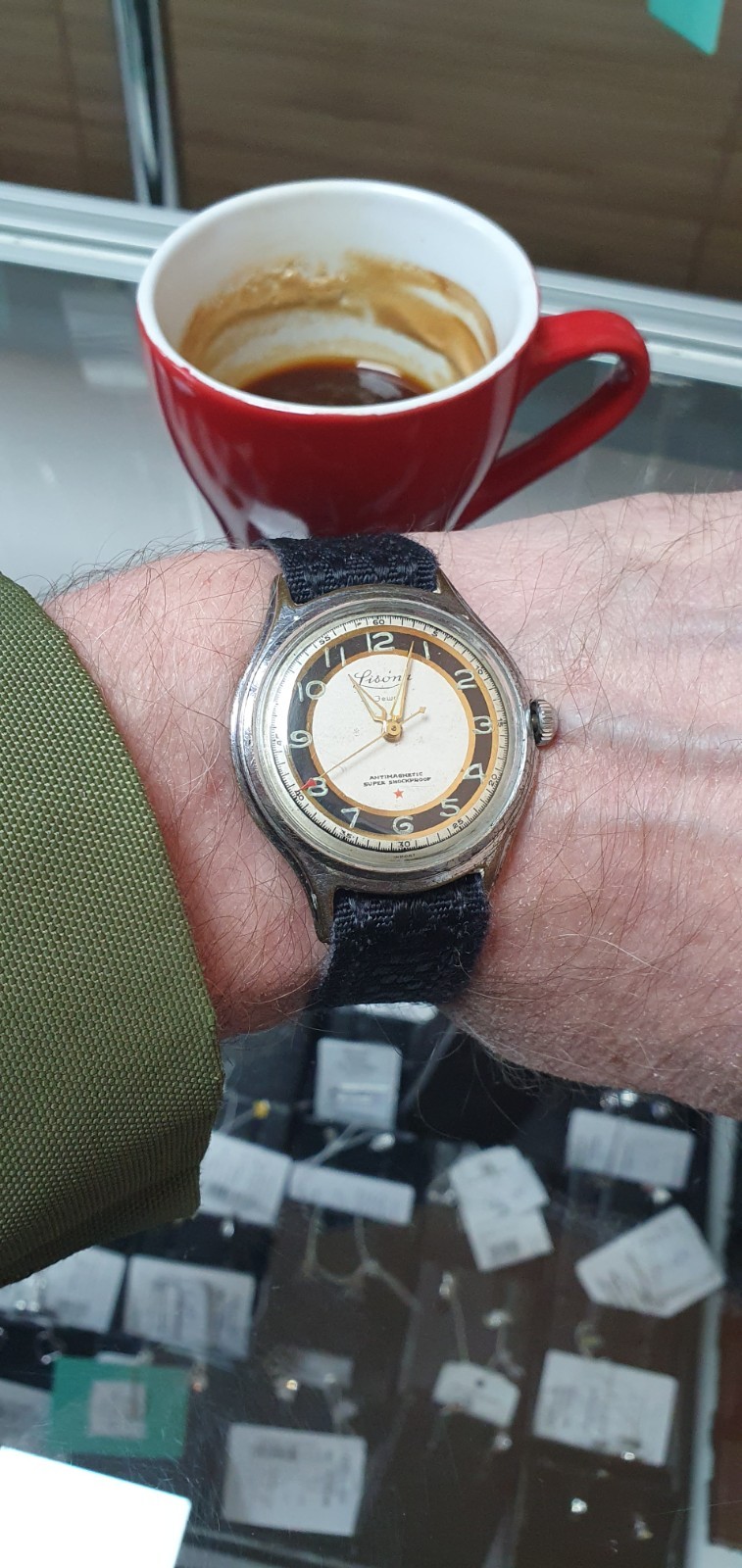 Vintage Men’s Lisona De Luxe Watch, French-Made Cal. HP 127, Mid-20th Century