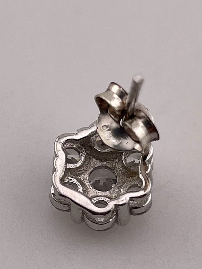 FUZION CREATIONS 925 STERLING SILVER CZ ROSETTE POST EARRINGS ELEGANT 1900
