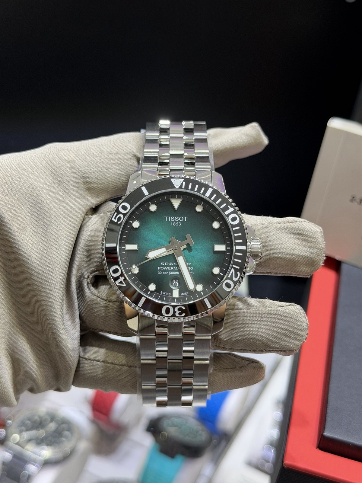 Tissot Seastar 1000 Powermatic 80 Green Dial 43MM Men’s Watch T120.407.11.091.01