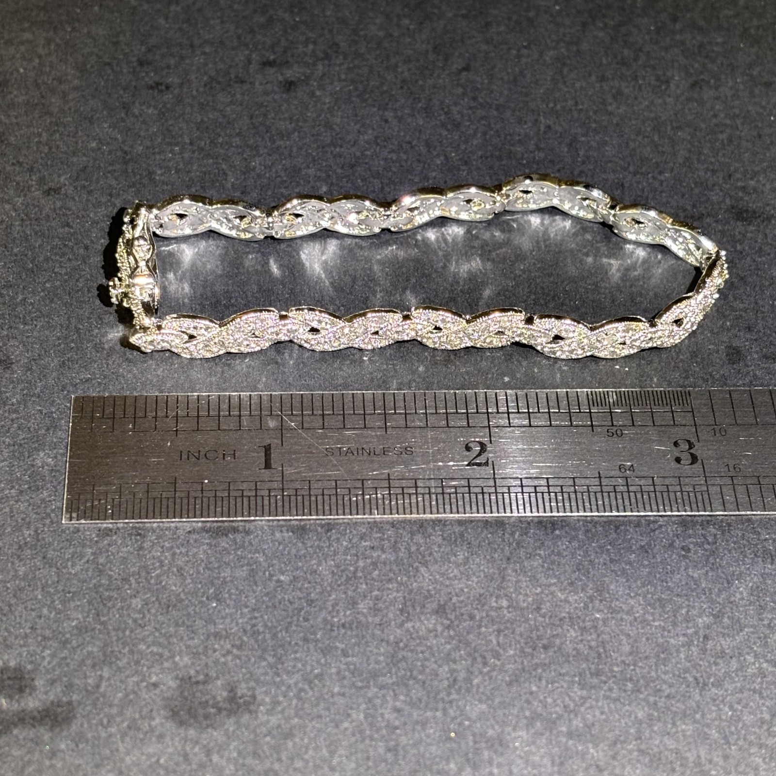 925 Sterling Silver Bracelet, Single Cut Diamond Stones, 13.0grms, 7”long