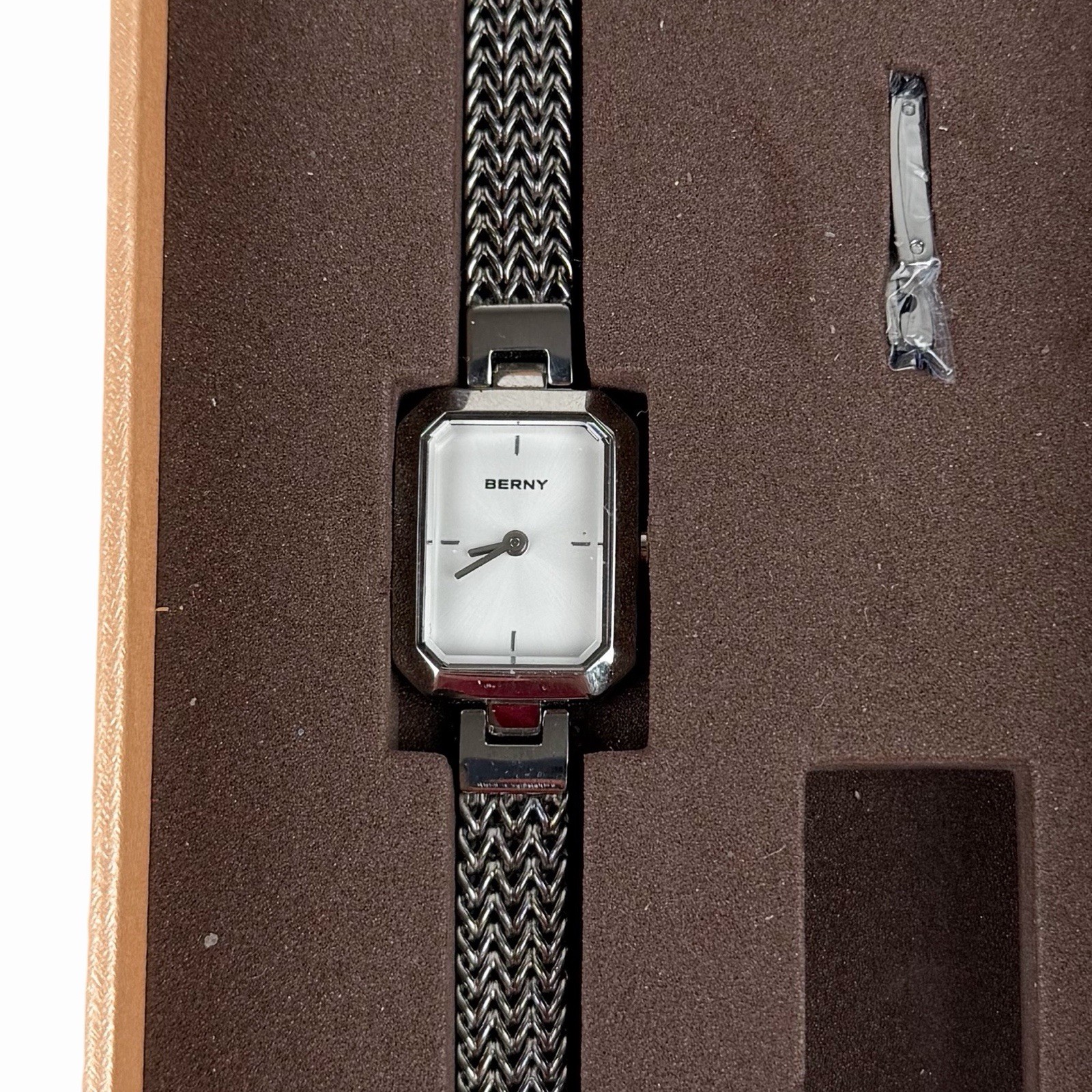 BERNY Women’s Silver Square Watch Stainless Steel Bracelet Analog Dress NIB