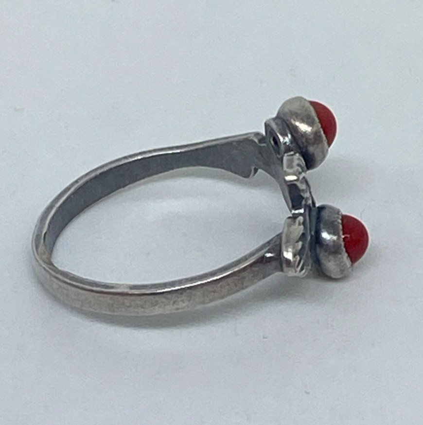 Vintage USSR cupronickel ring. Size 7 . Weight 1.95 g. Women’s jewelry.
