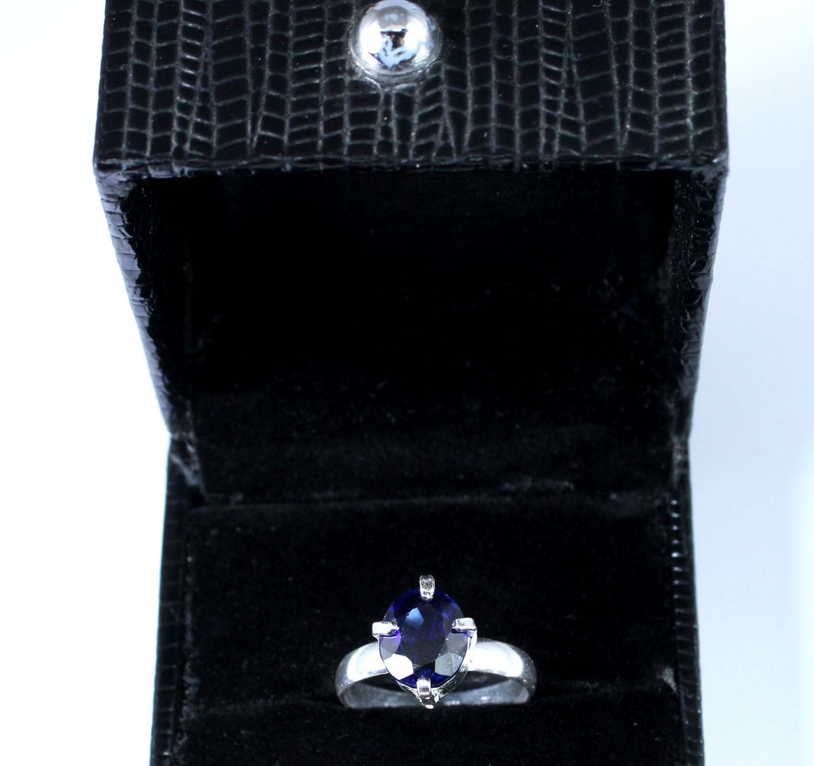 Natural 5.35 Ct Blue Sapphire Oval Gemstone Certified Unisex Ring Birthday Gift