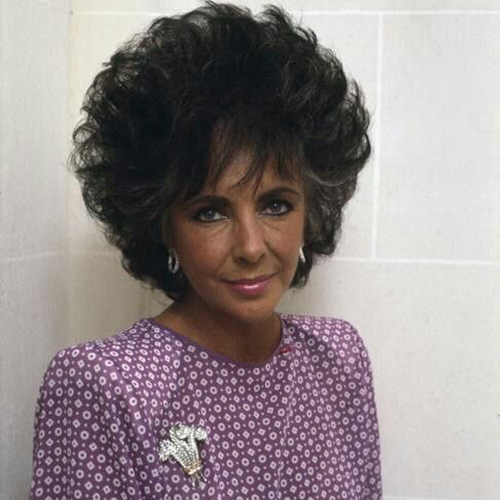 Duchess of Windsors Prince of Wales brooch, Elizabeth Taylor,royal, Gift