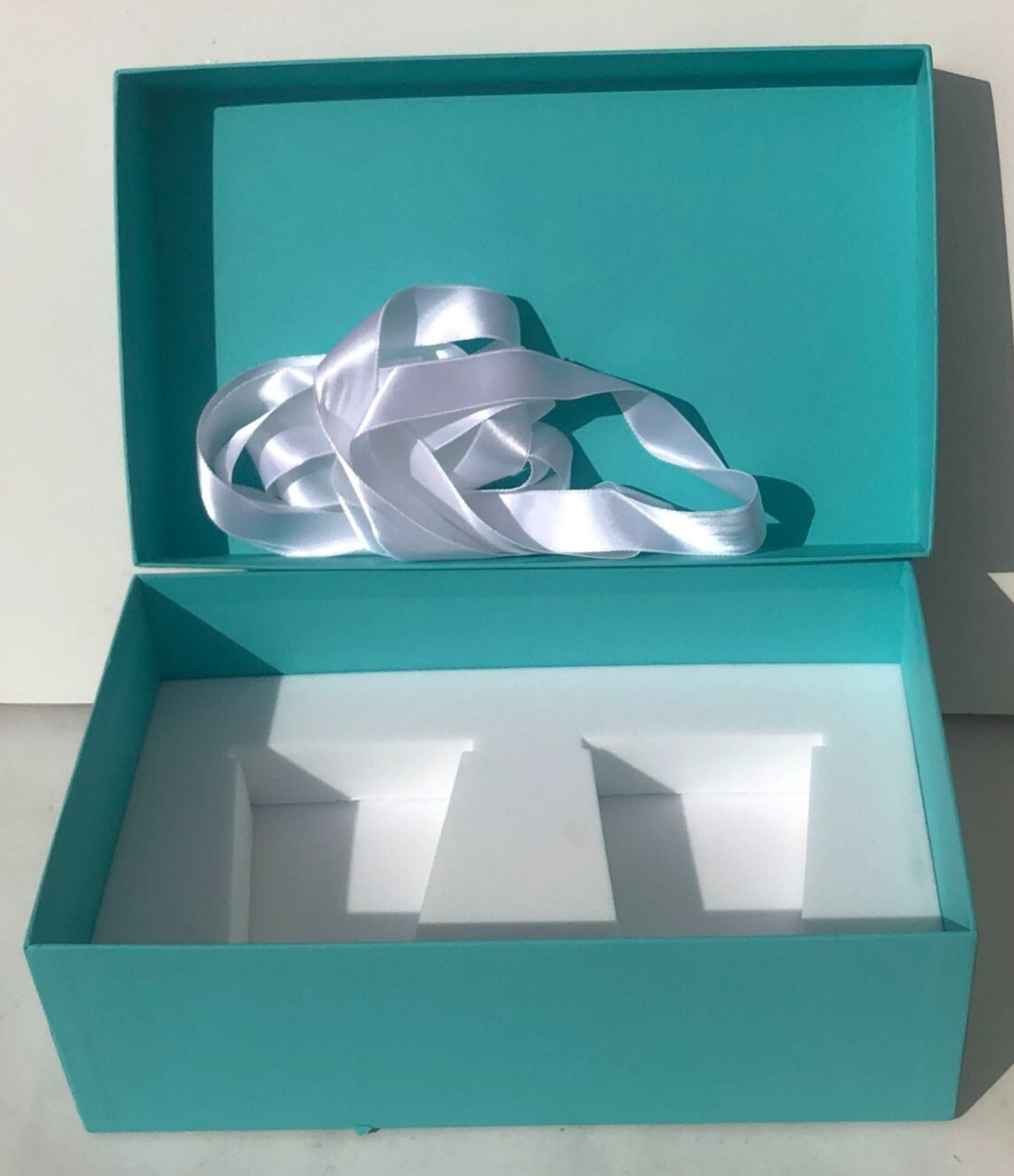 Tiffany & Co Wine Tumbler Glass Empty Gift Box Approx. 11.5″ x 7” x 4″