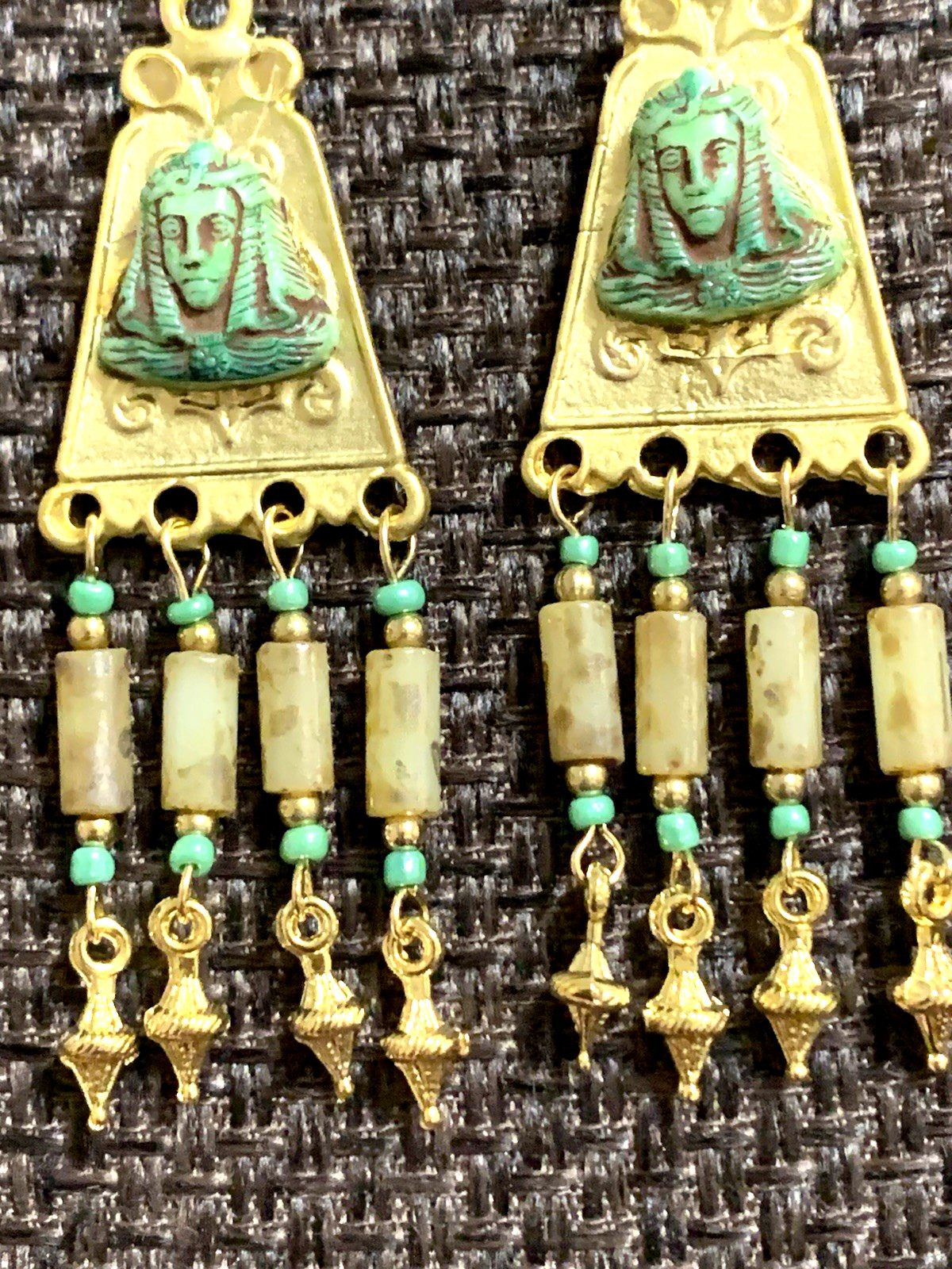 NEW ITEM*ARTISAN*EGYPT REVIVAL CZECH NEIGER GLASS PHARAOH CHANDELIER EARRINGS.g