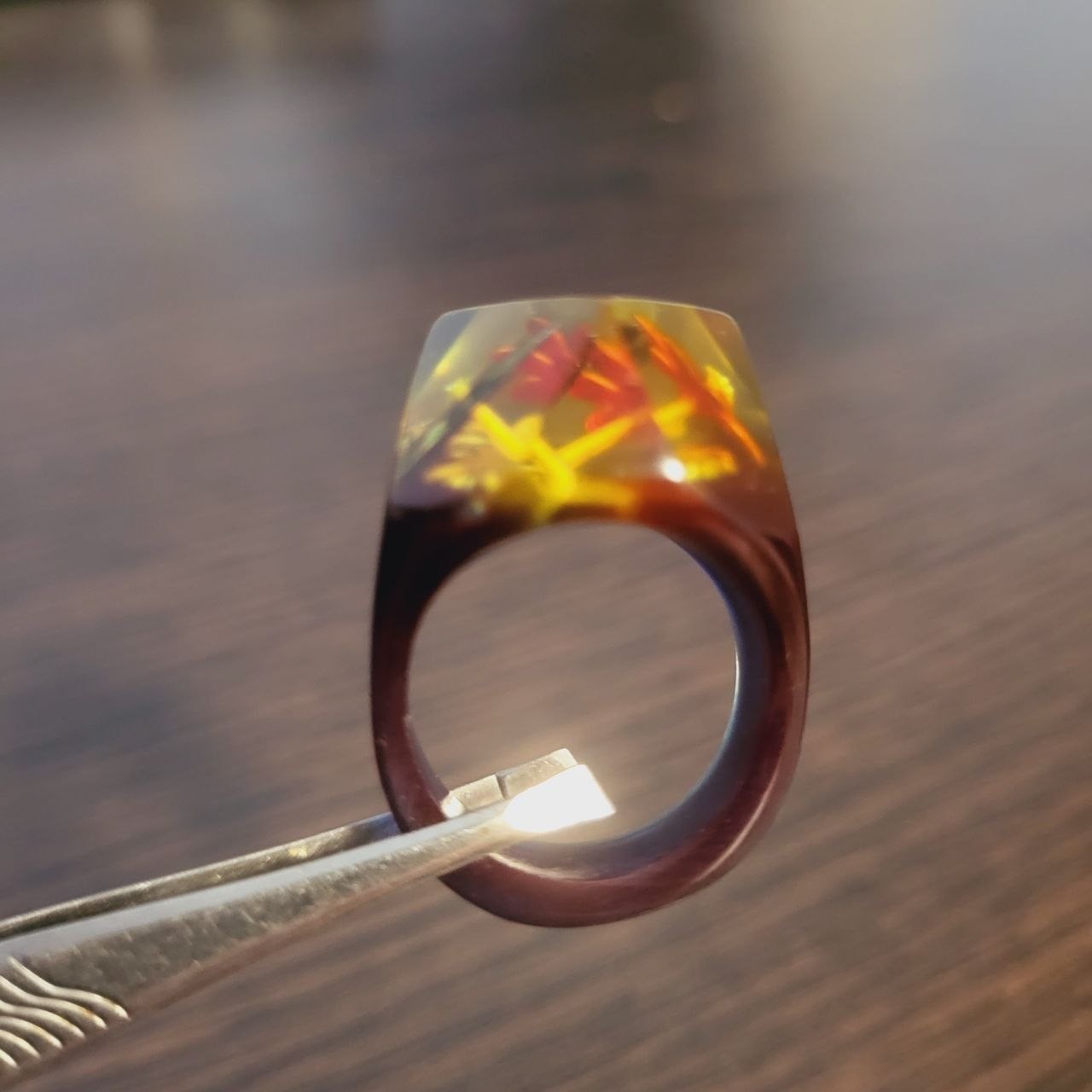 Vintage Plexiglass ITK Handmade Souvenir Prisoner Art Size 8 Summer Flower Ring