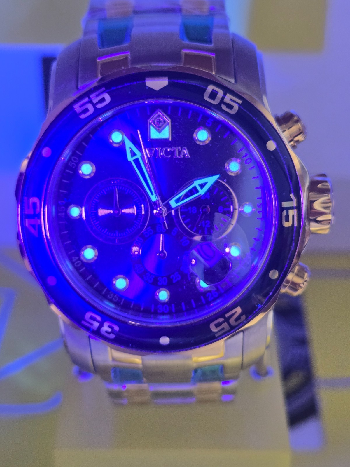 Invicta Pro Diver SCUBA Men’s Watch – 48mm. Steel, Gold with Blue Dial Date NEW!