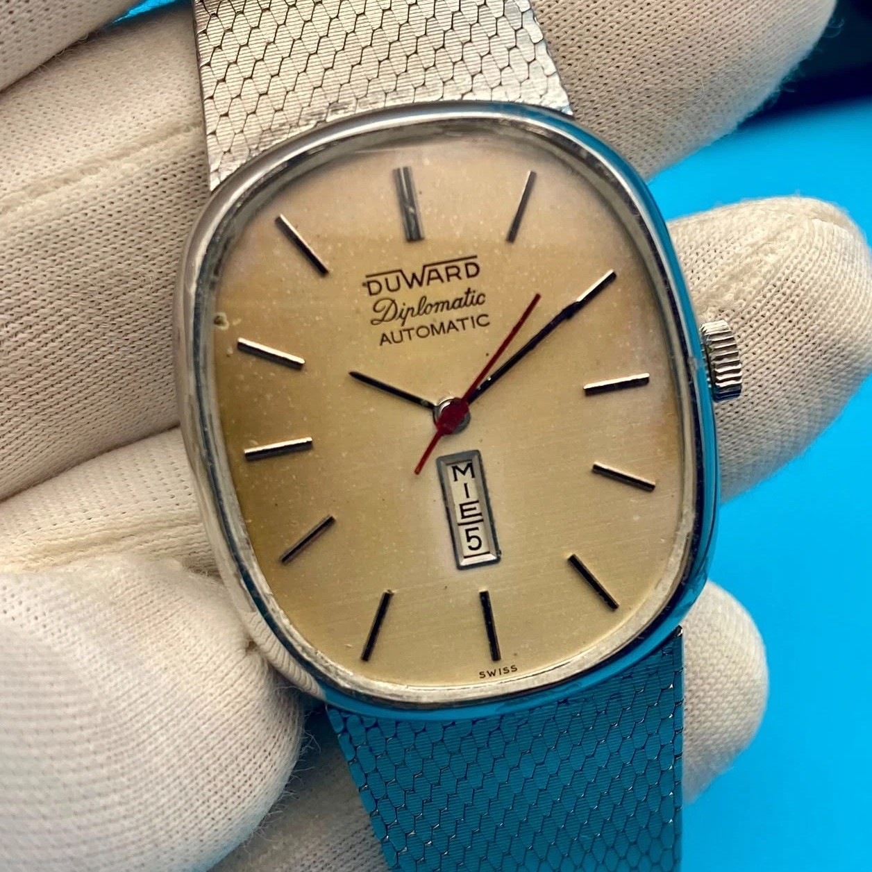 ELIPSE DUWARD DAY DATE AUTOMATIC MENS WATCH SWISS SILVER BRACELET & DIAL VTG 70s