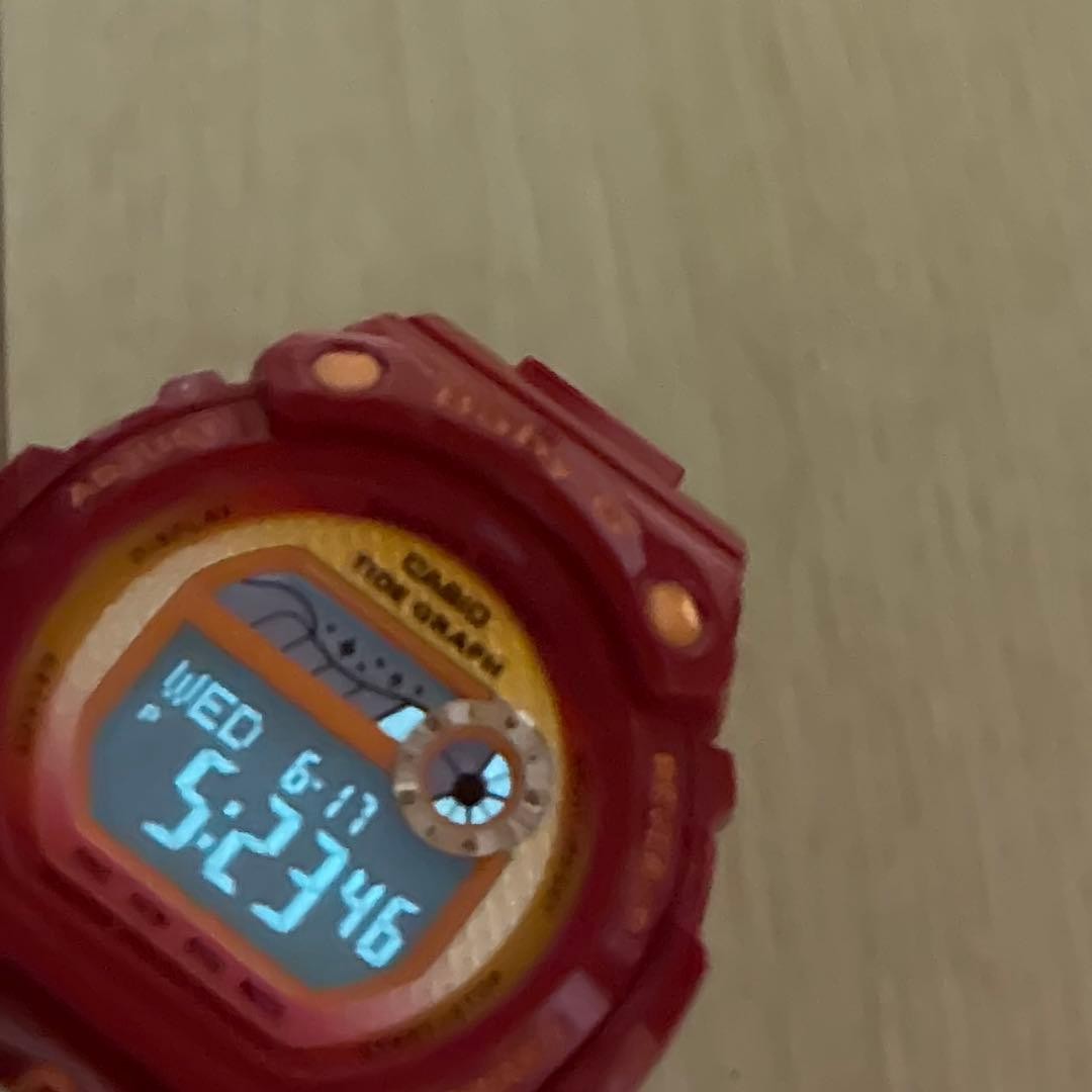 Surfing Fishing CASIO BABY-G ladies’ wristwatch