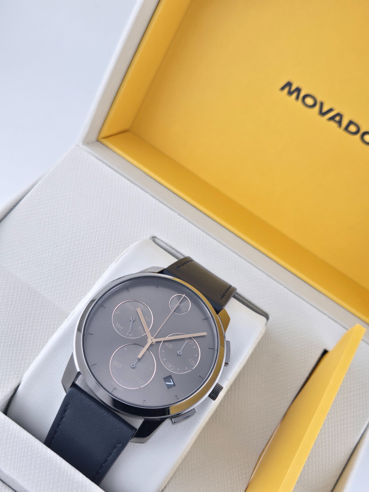 Movado Bold Men’s Chronograph Leather Band Watch – 3600720 ($695 MSRP)