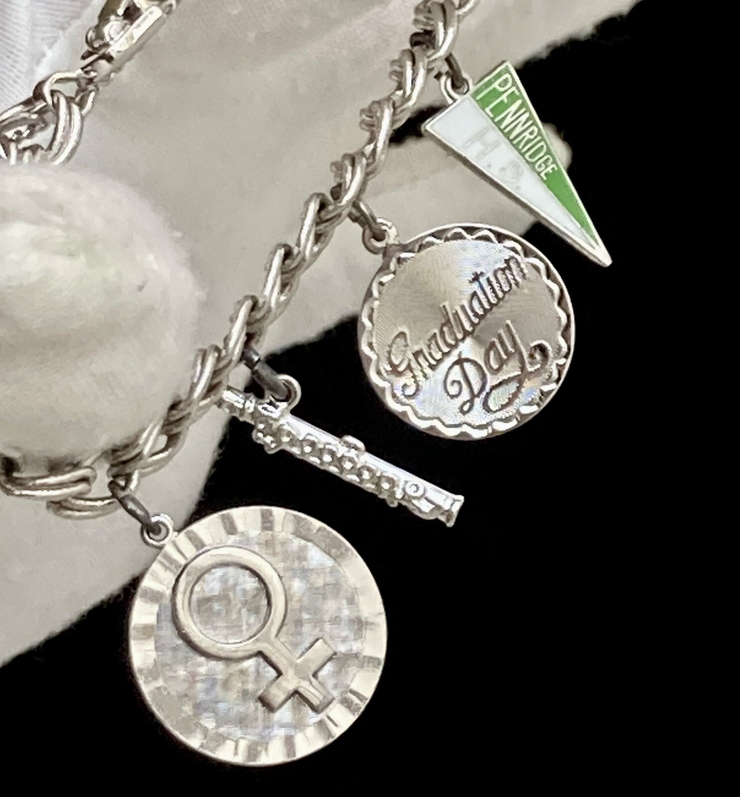 Vintage MONET Silver Tone Charm Bracelet With Charms 7” Safety Chain 8mm 20.73g