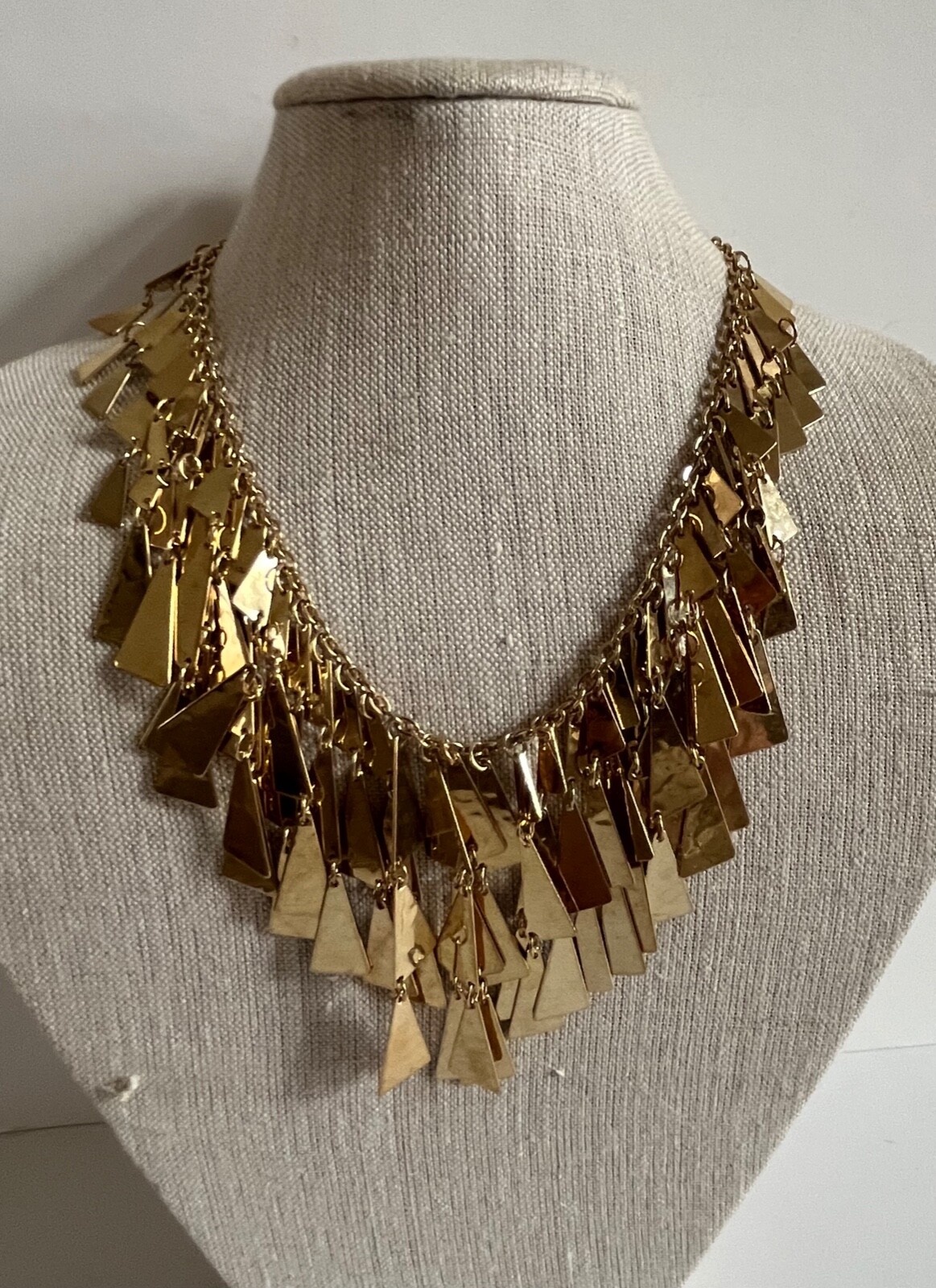 New Robert Lee Morris SoHo Gold Tone Wind Chime Necklace W/ Extender