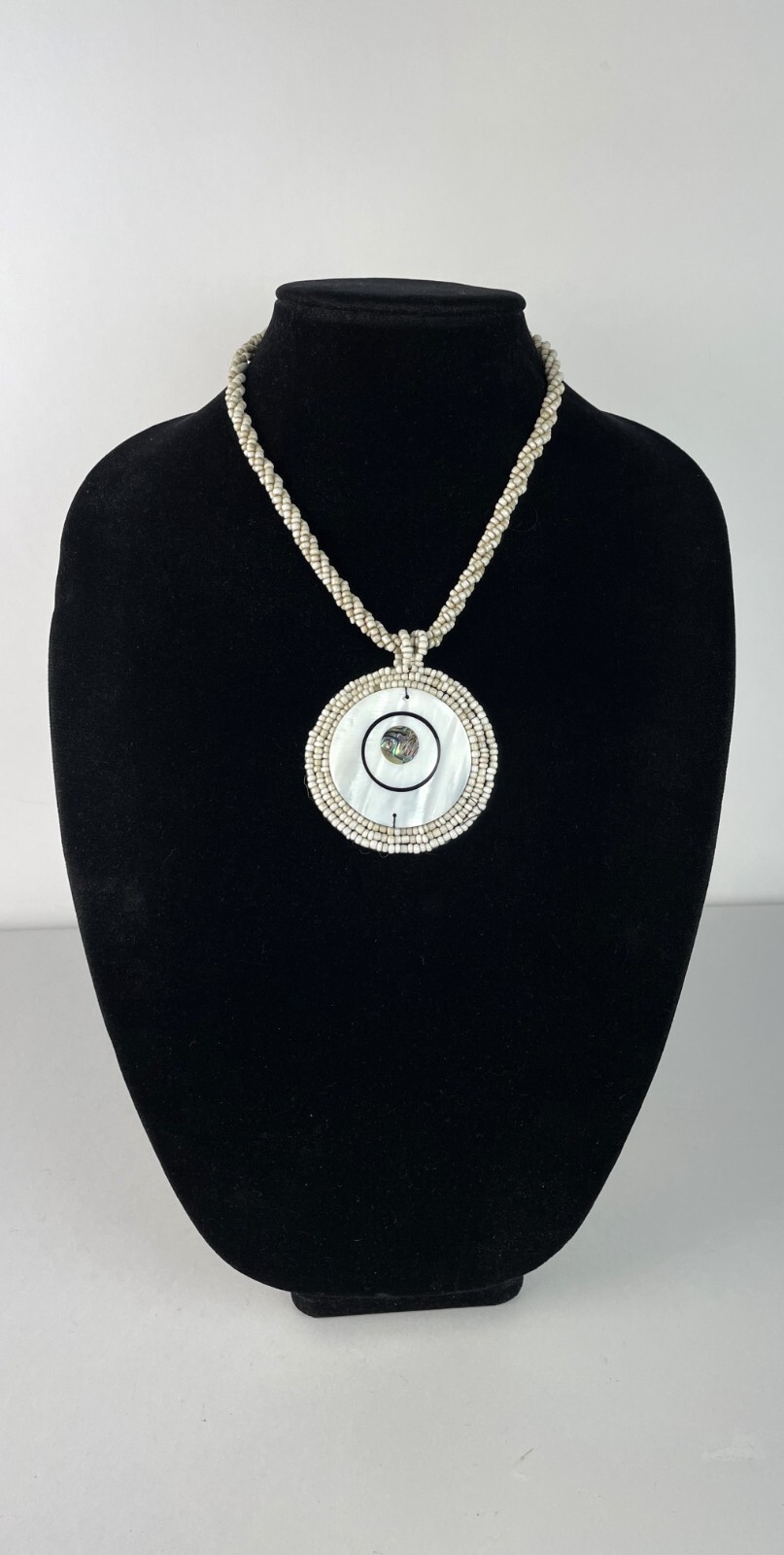 VTG 1970s Bohemian MOP Mother of Pearl Inlay Beaded Necklace 18″
