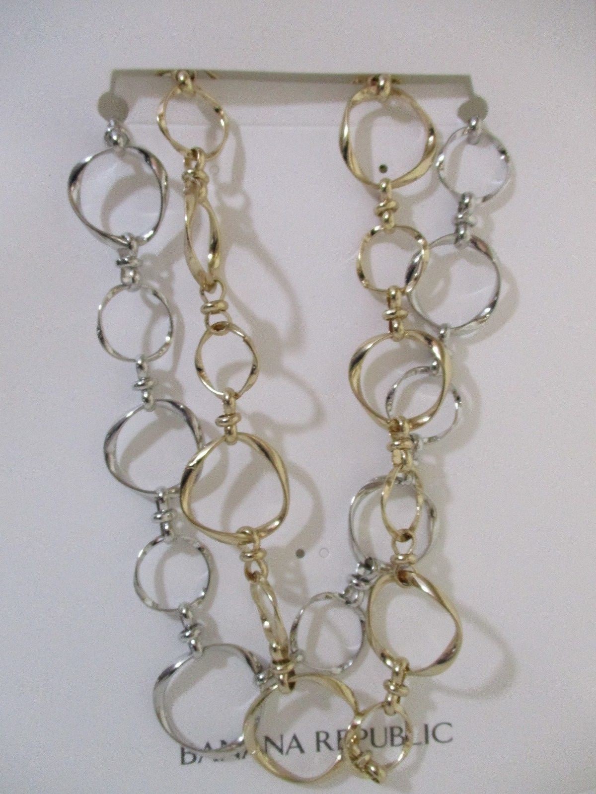 Banana Republic Women’s Rattan Interlok Necklace NWT 90 in GOLD SLVR SET OF 2