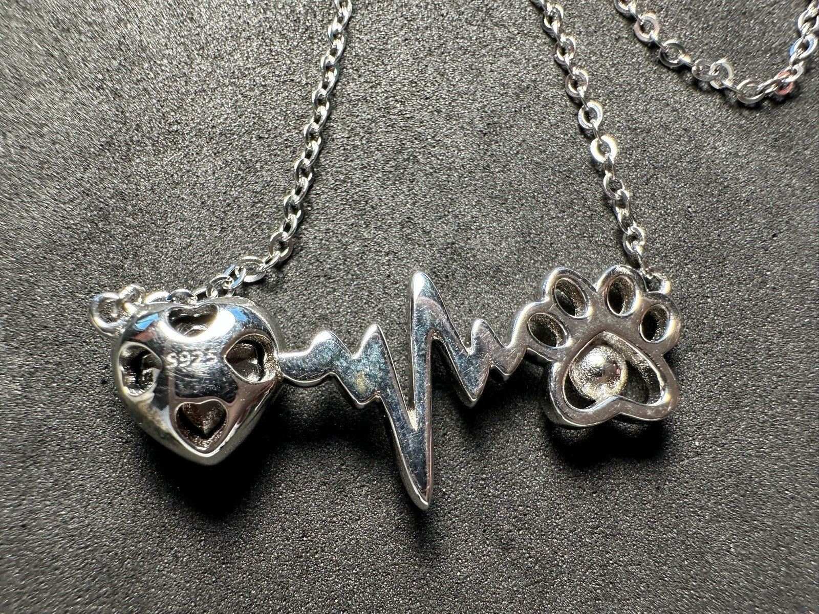 4.29g Vintage 925 Sterling Silver Paw Print Heartbeat Blue Heart Adjus M 20.5 in