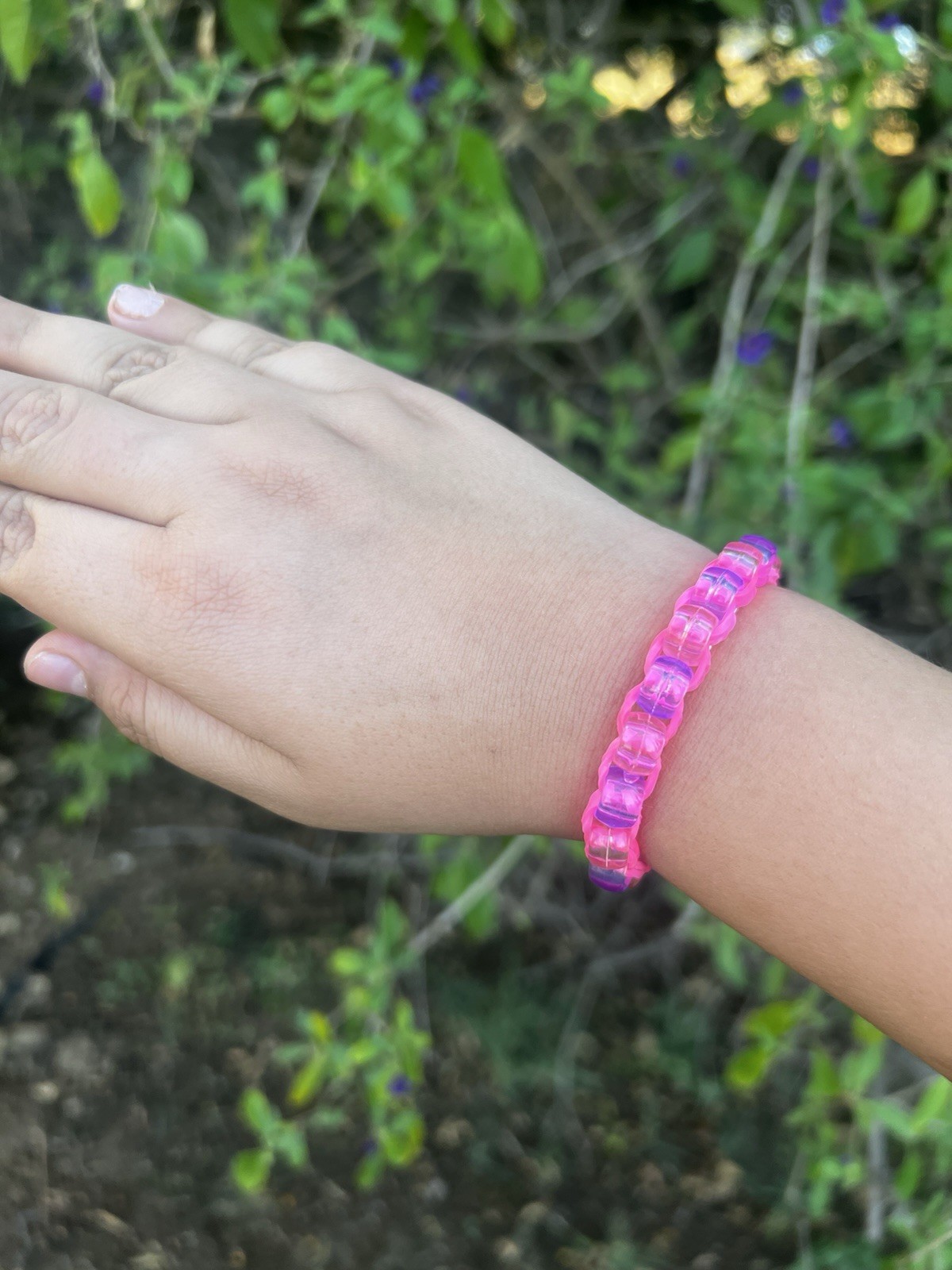 Pink Plastic Link Chain Bracelet, Stretch, Sizable, Pink Paradise 🌸