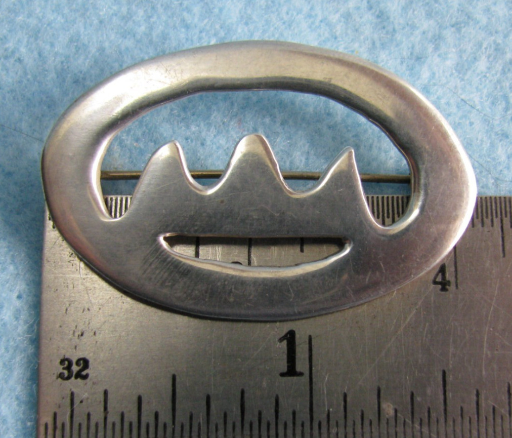 Vintage Native American or Mexico Sterling Silver Modernistic Pin, 7.71 Grams