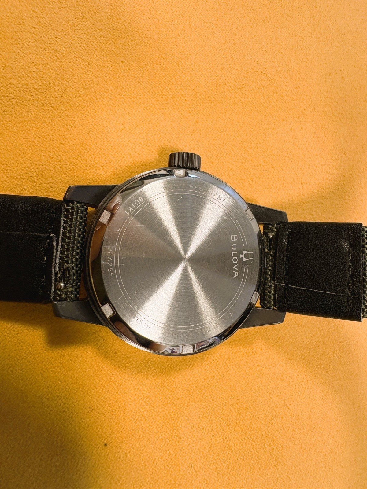 Bulova Hack 98A255 AUTOMATIC 38mm WATCH WITH TWO EXTRA STRAPS – NO RESERVE!