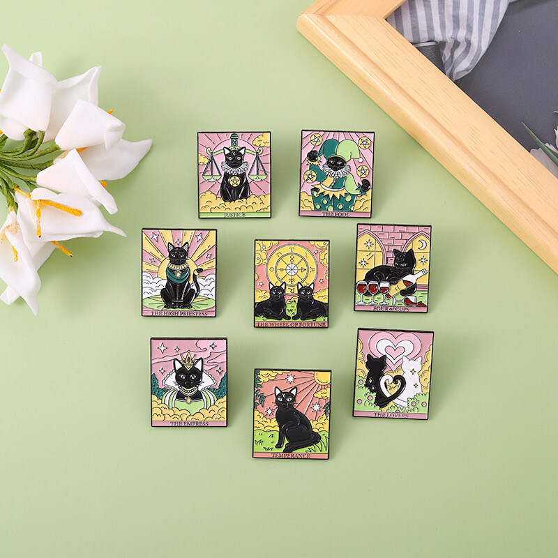 Badge^^ Pins Brooch Lapel Solitaire Black Enamel brooch Tarot Hanged Cartoon Cat