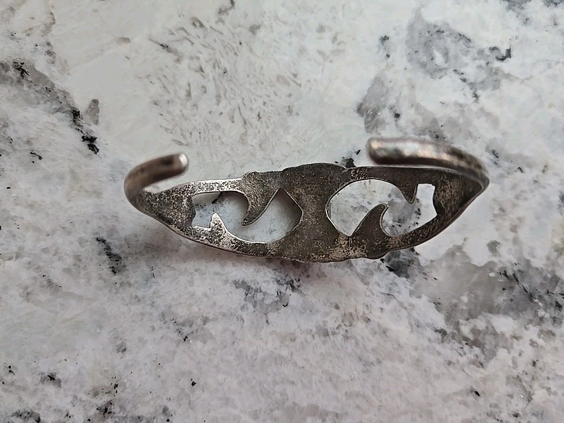 Vintage Sandcast Nickle Silver Cuff Bracelet With Oval Turquoise Stone 5.5″