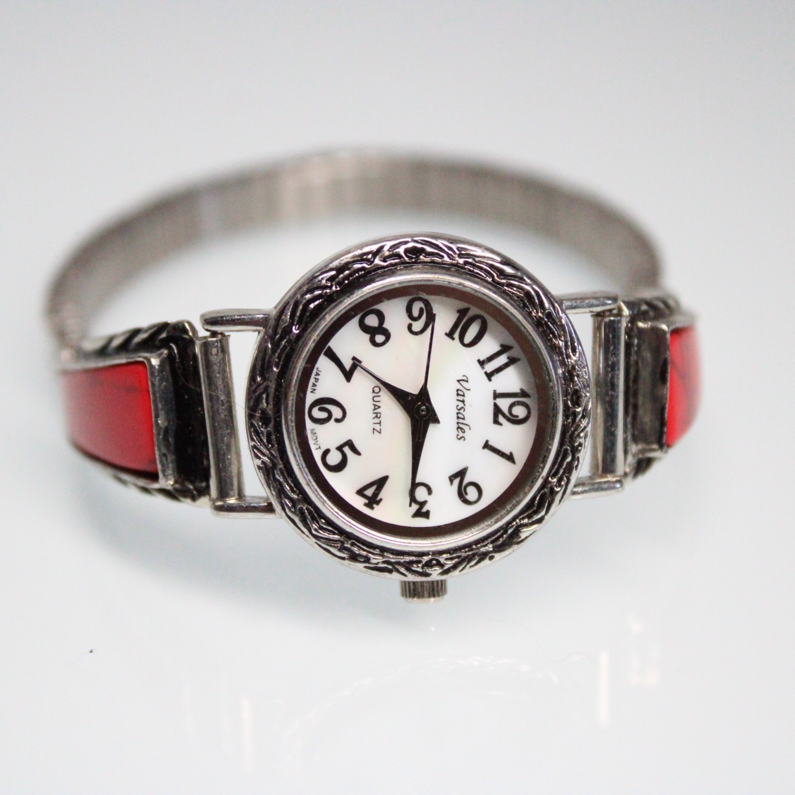 Varsales Women’s Quartz Watch Red Inlay Silver Tone Bracelet Japan Movement