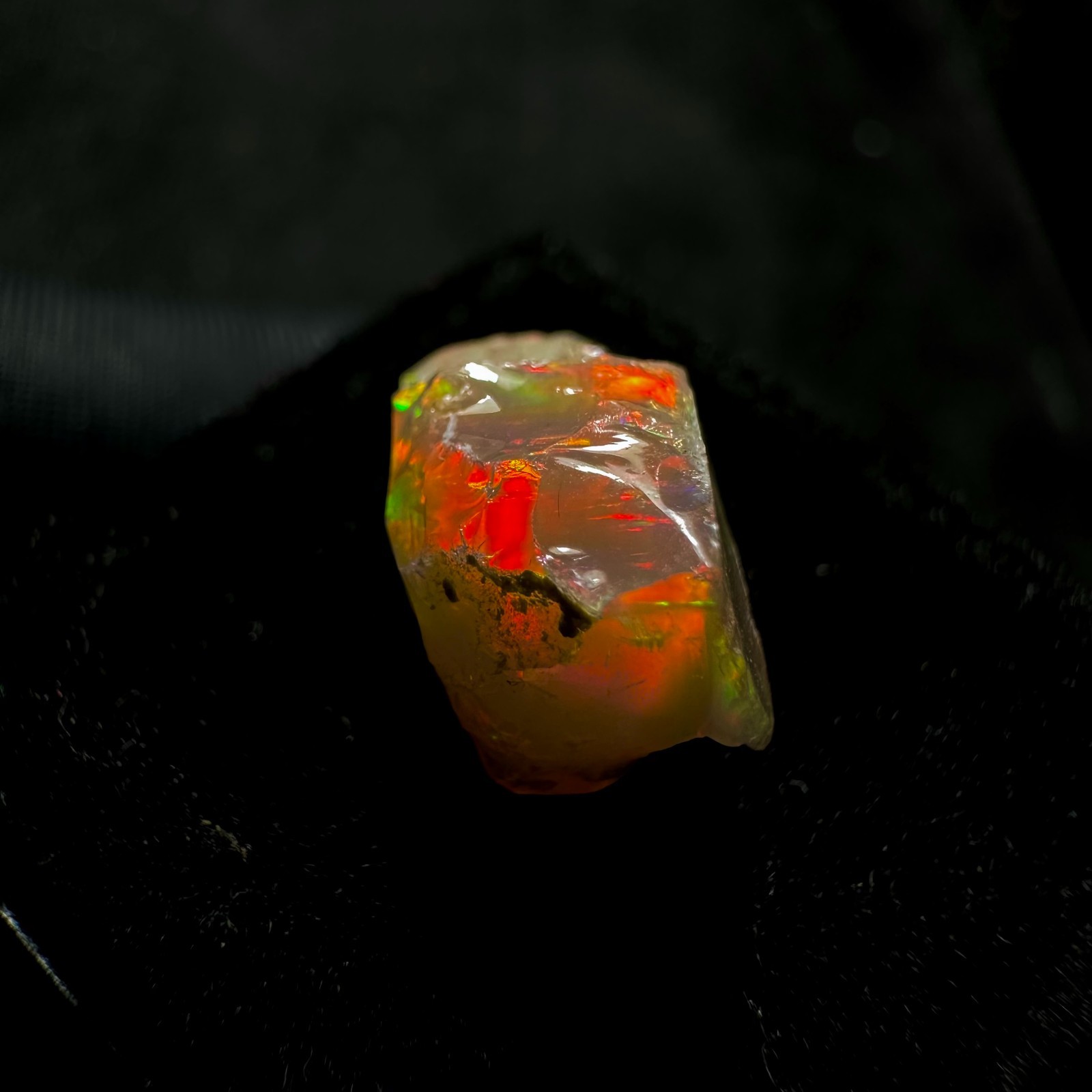 2.75 CTS Natural Ethiopian Opal Rough, Multi Fire Opal Gemstone, Welo Opal Raw.