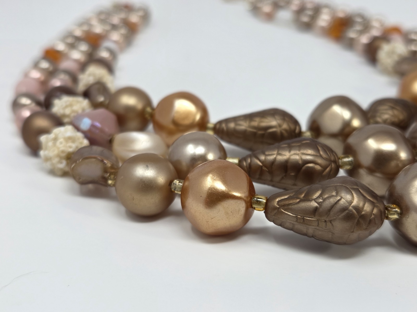 Vintage Triple Strand Taupe Neutrals Faux Pearl Glass Necklace 16-18″ Japan