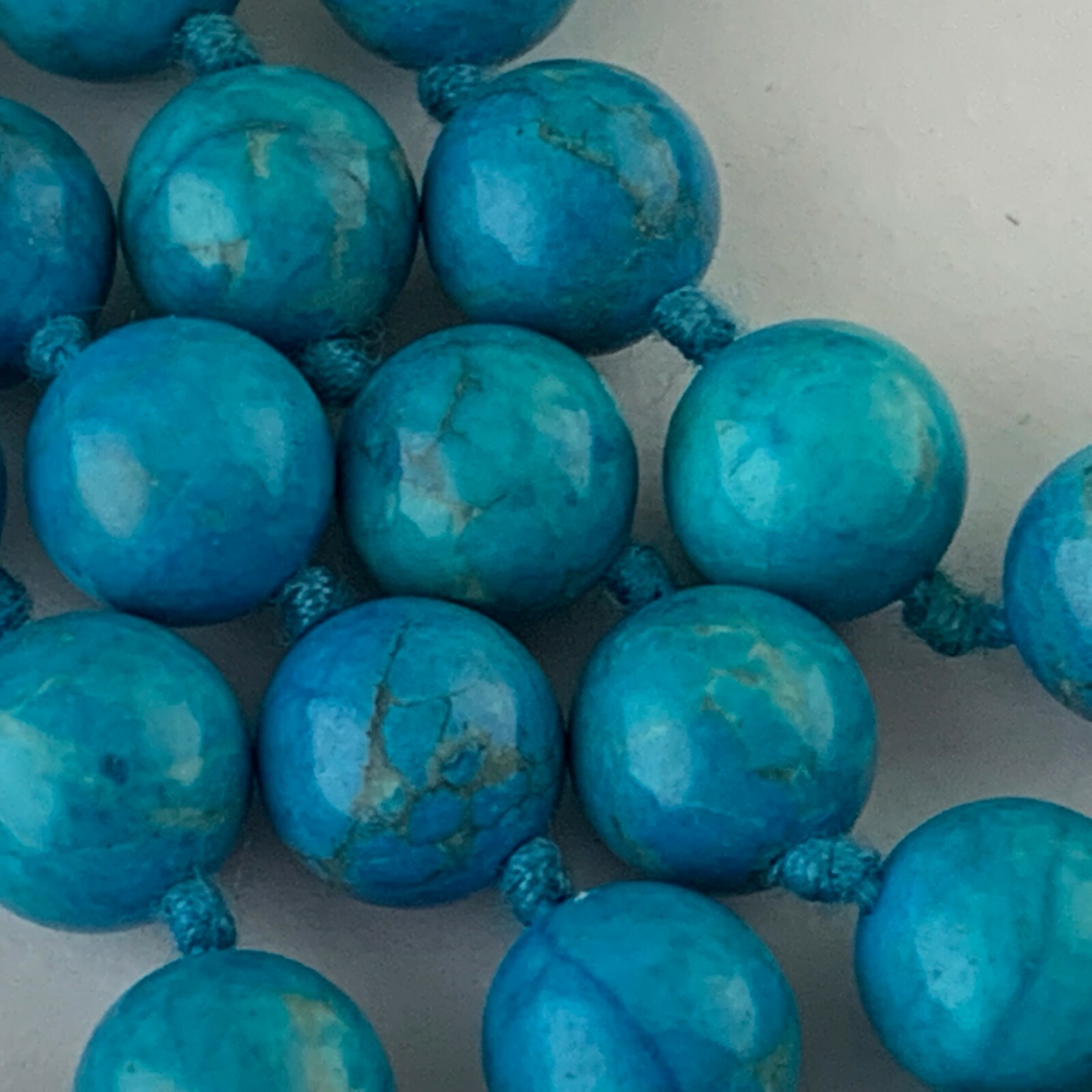 HAND KNOTTED TURQUOISE BEAD STRAND/STRING NECKLACE