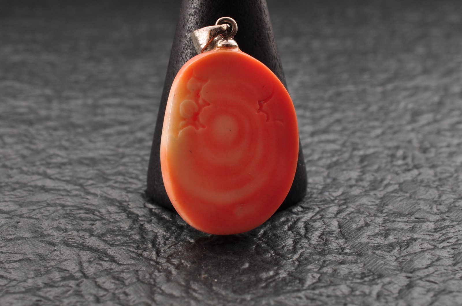 Japan vintage Coral Carved 6 items Pendant (122.5ct) Certificate Japanese motif.