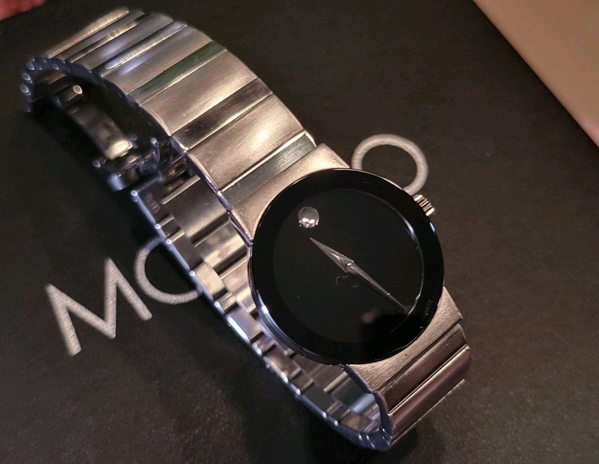 Movado womens Sapphire Ultra Thin watch 99 c4 1841 LOOKS NEW !