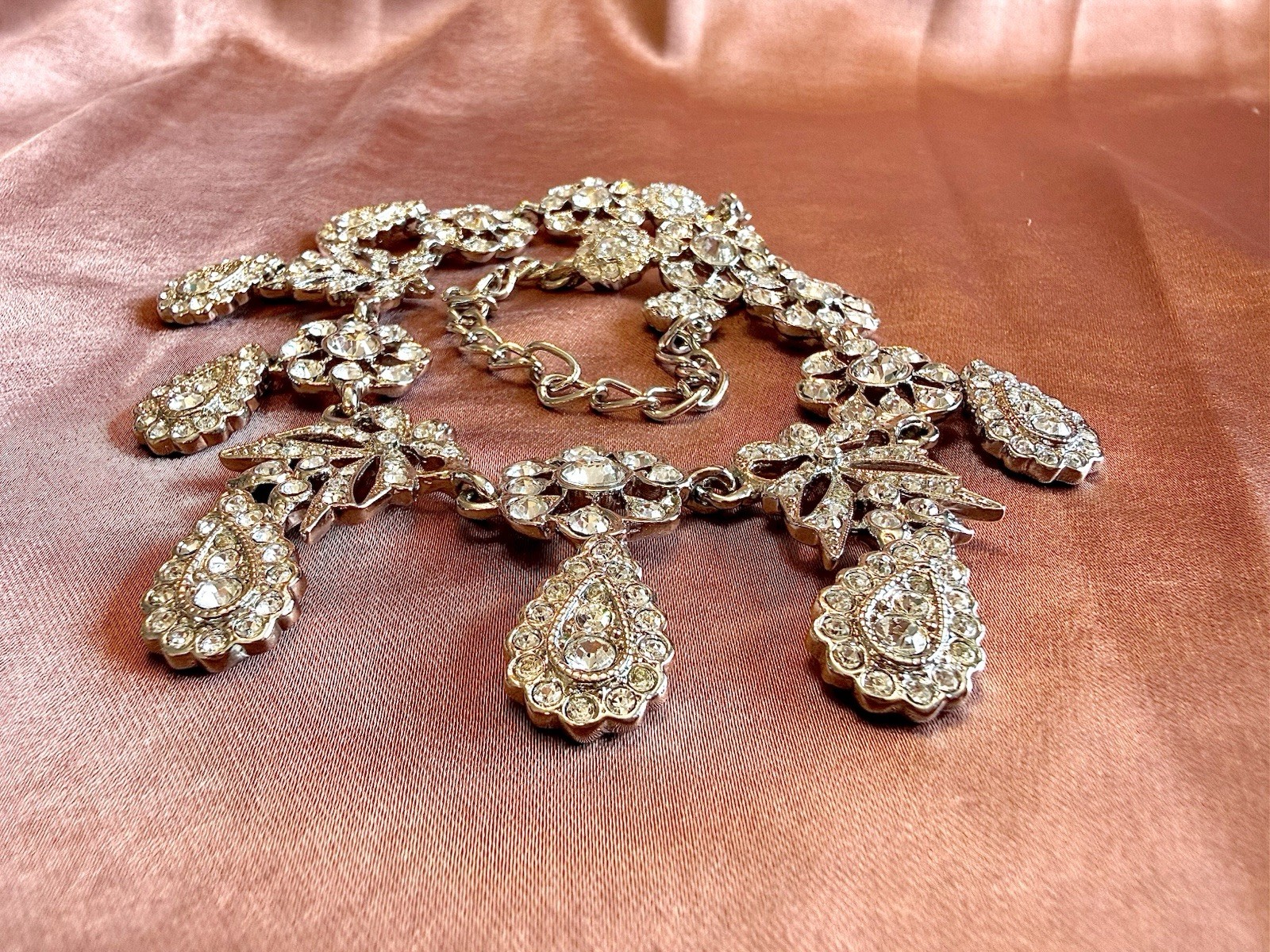 KJL Let Them Eat Cake Full Necklace Marie Antoinette Liz Taylor Kenneth Jay Lane