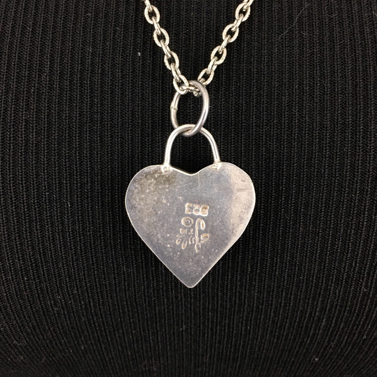 JULE dried flower necklace – sterling silver heart pendant on silver-tone chain