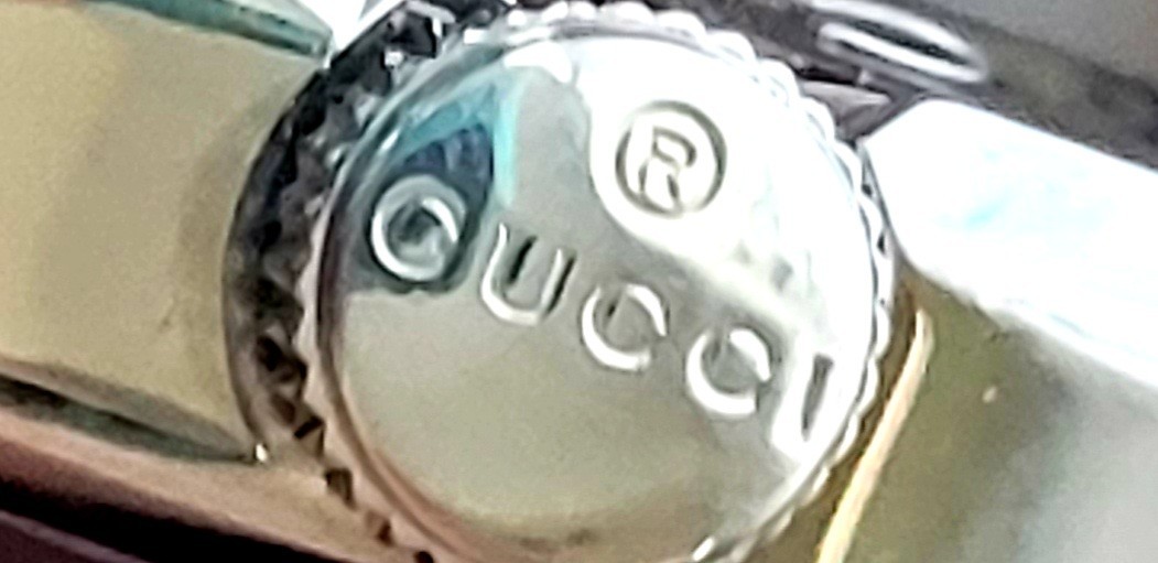 Gucci Pantheon 115.4,Authentic,35MM,Mother Of Pearl Dial,Excellent,Hardly Worn.