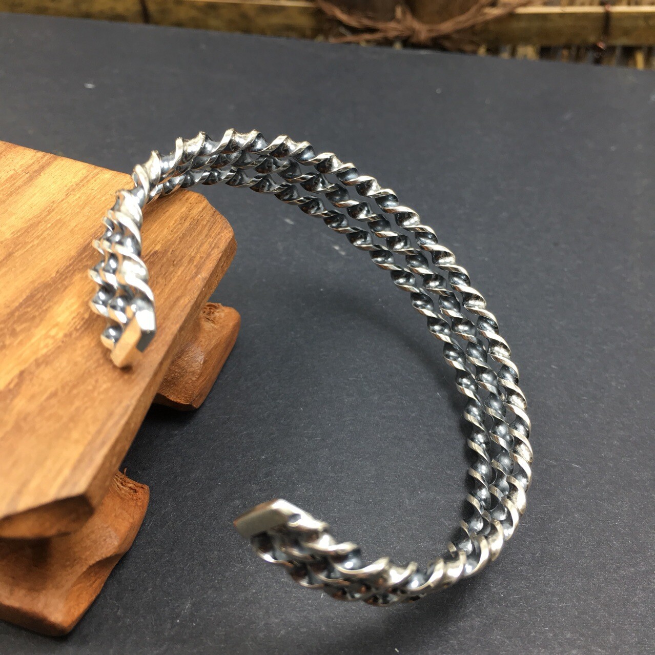 A25 Twisted Spiral Bangle Sterling Silver 925