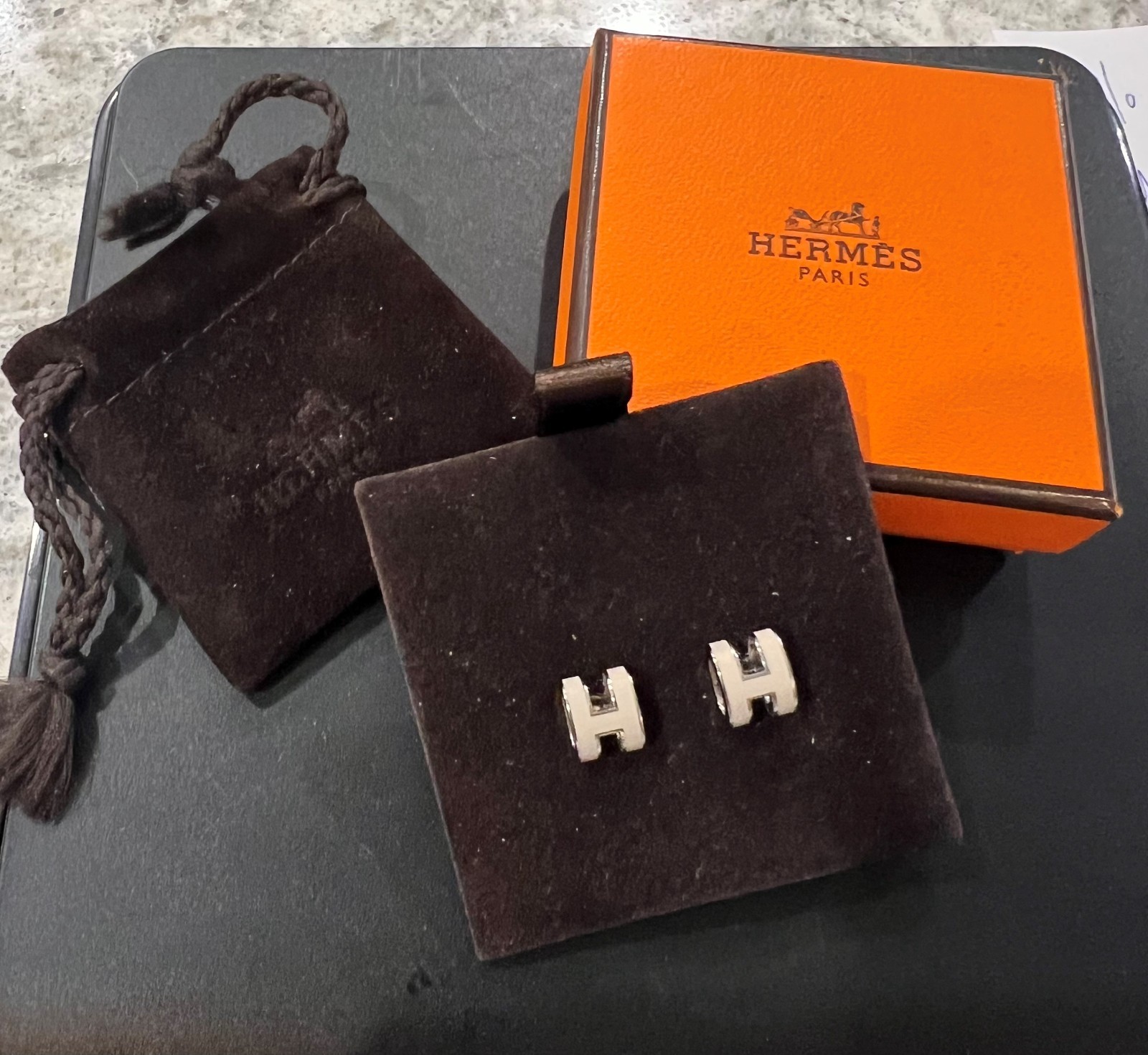 Hermes Mini Pop H Earrings Beige & Silver