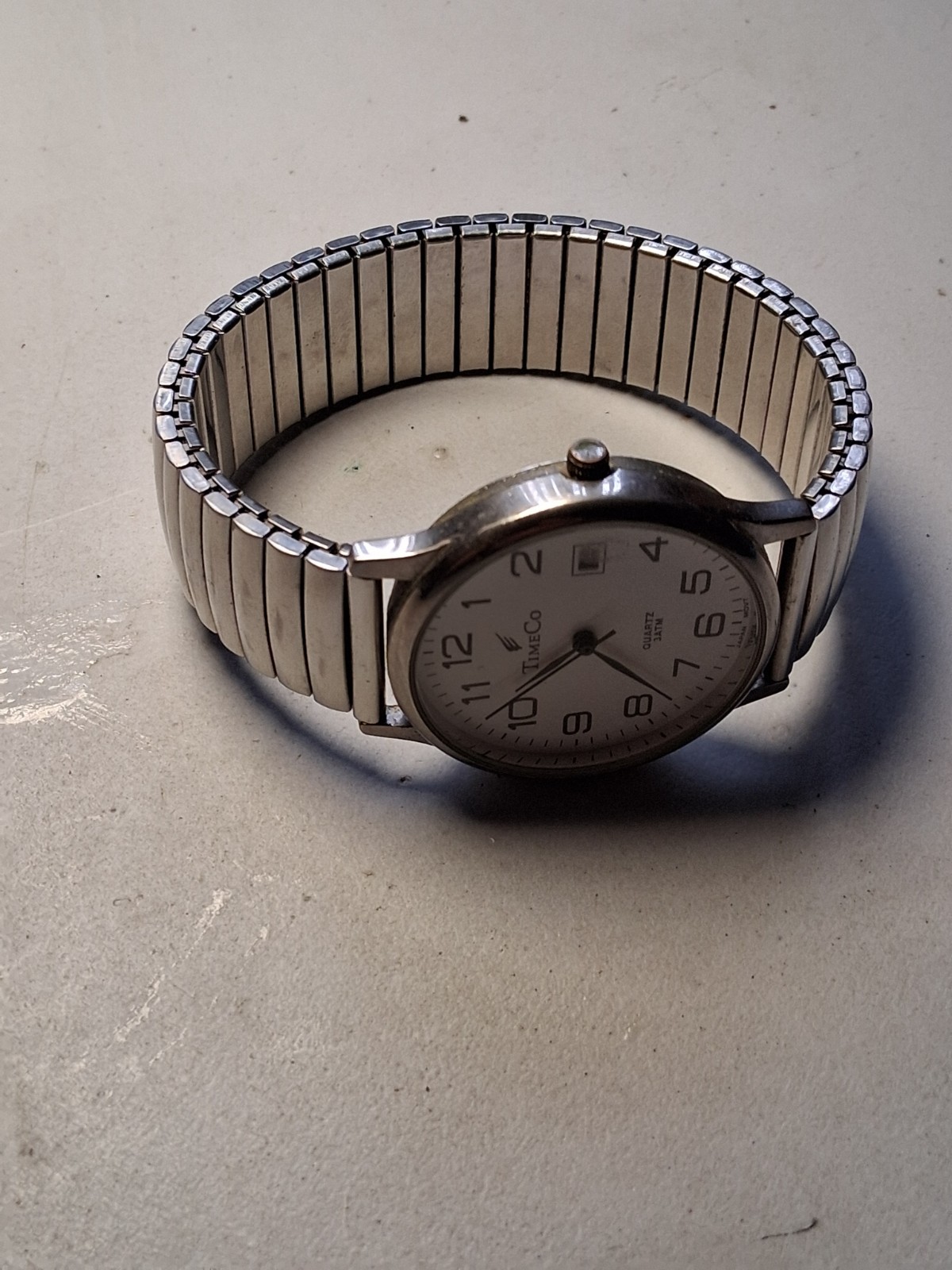 TimeCo Unisex Watch Silver Mesh Bracelet White Dial Easy Reader Working 336