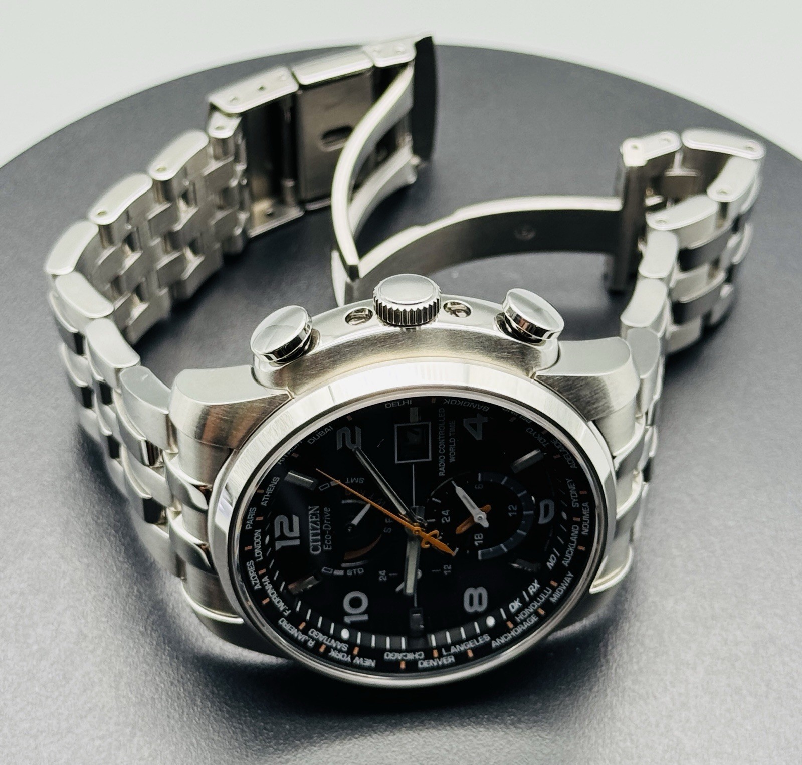 Citizen Eco-Drive Watch World Time A-T Radio Controlled Sapphire AT9010-52E