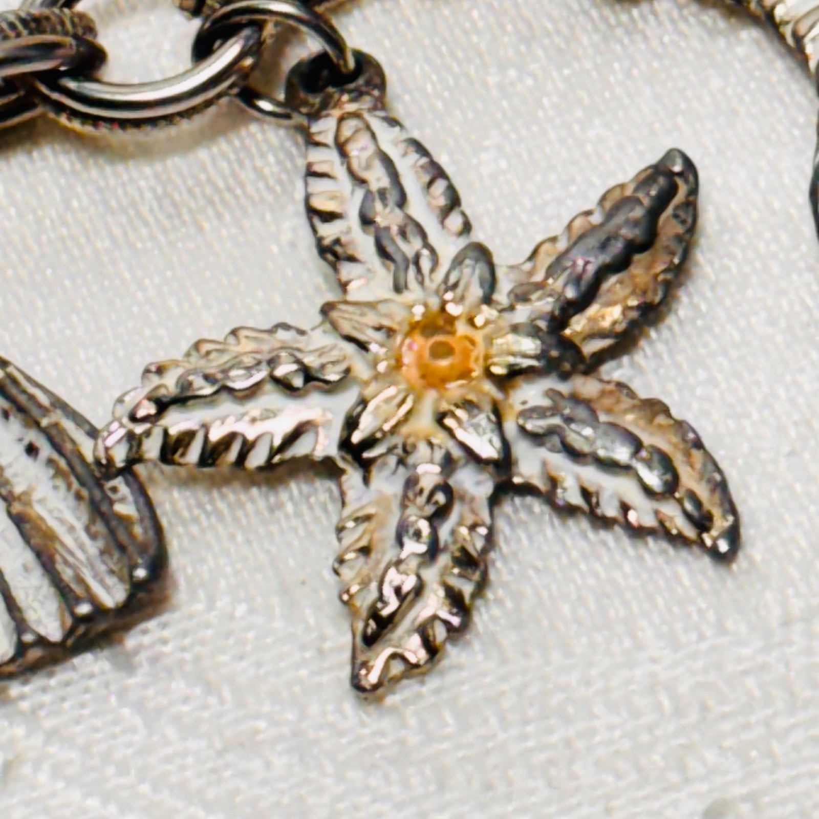 BRACELET ocean life charms starfish shells fish lobster fold over clasp vintage