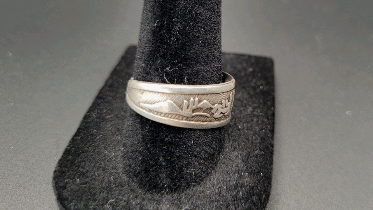 Vintage Sterling Silver Peruvian Inca Storytelling Picture Adjustable Ring Sz. 8