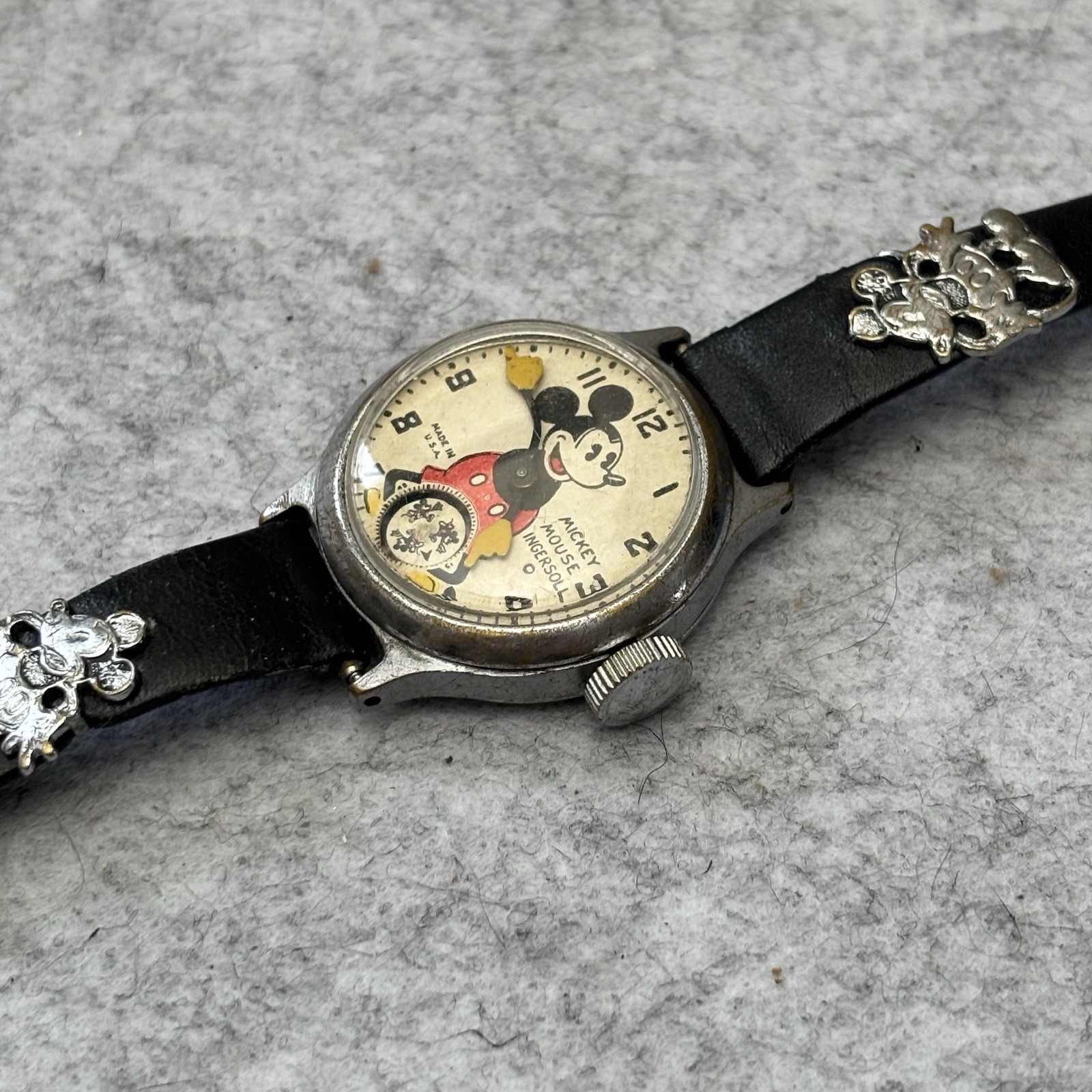 Broken Vintage Ingersoll Mickey Mouse 32mm Watch Mechanical 1930s – As Is
