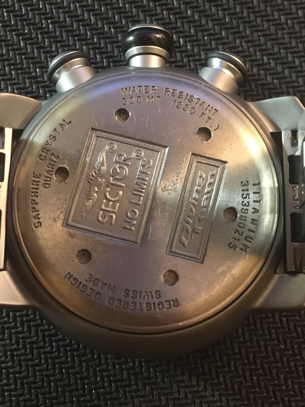 Sector No Limits Apnea Chronograph Umberto Pelizzari Edition – 44 mm Titanium