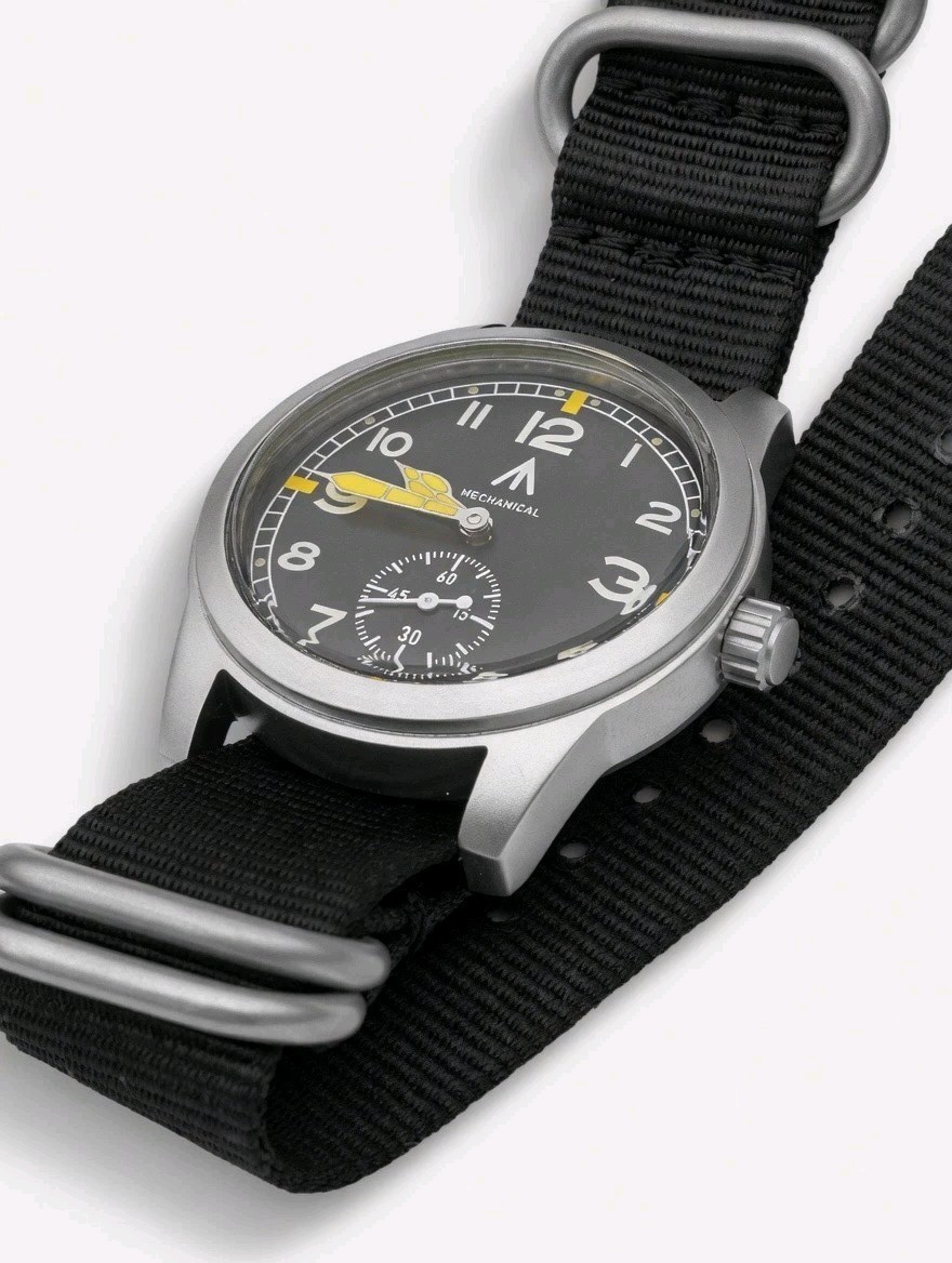 Toujours Pret Mechanical Military Field watch Blasted Stainless steel black 39mm