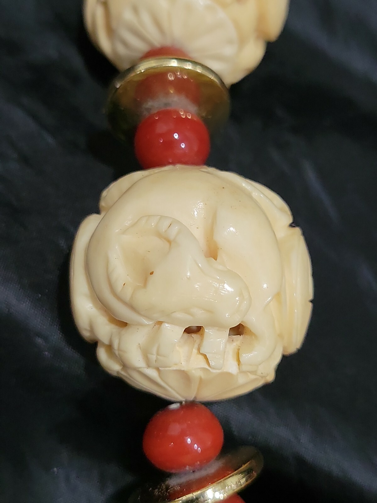 ANTIQUE CHINISE ZODIAC CARVED WATER BUFFALO BONE BEADS & RED STONE NECKLACE
