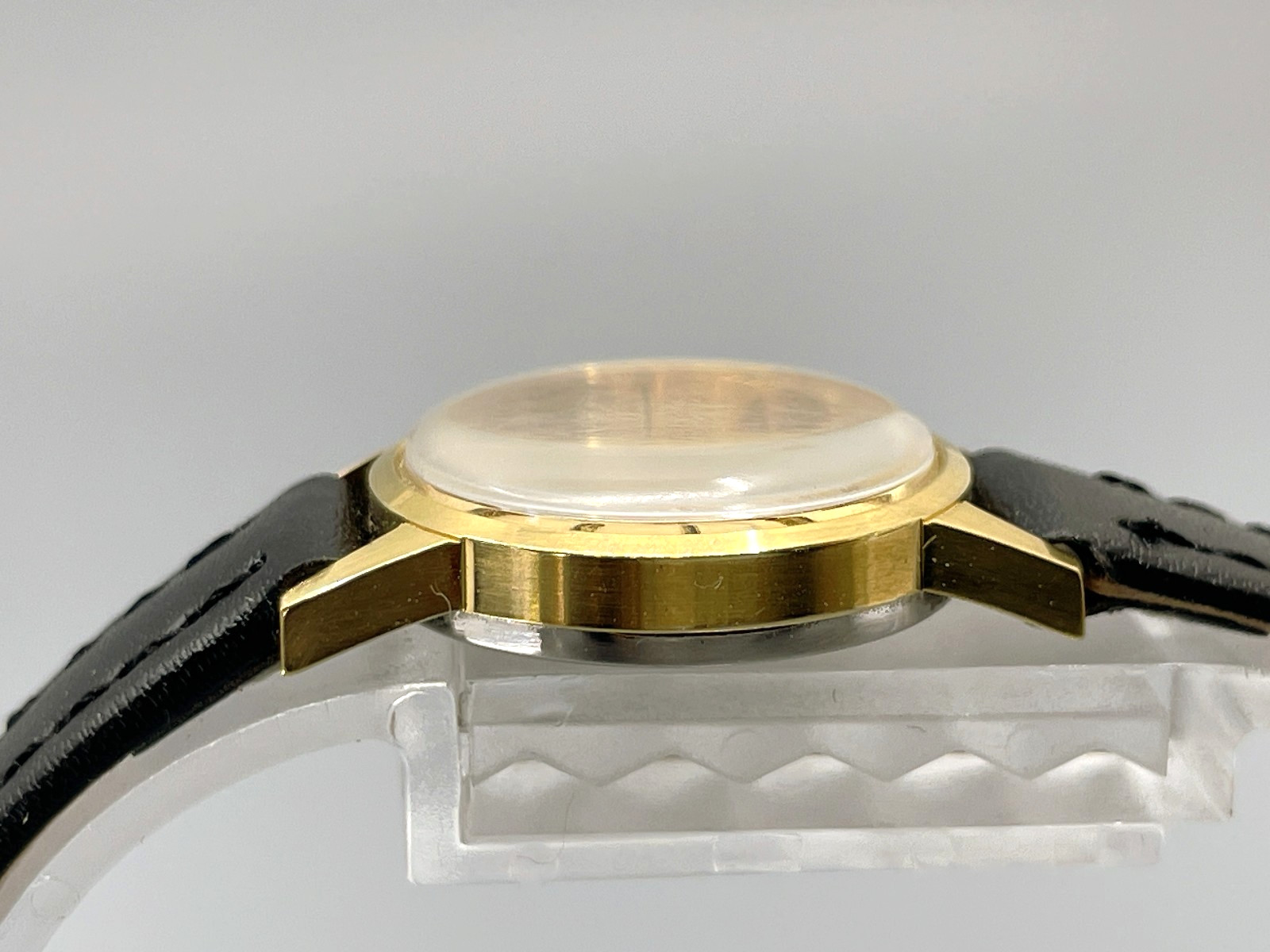 Vintage 1970s Longines 817 1116 Ladies manual Winding 22mm Watch Gold -US Stock