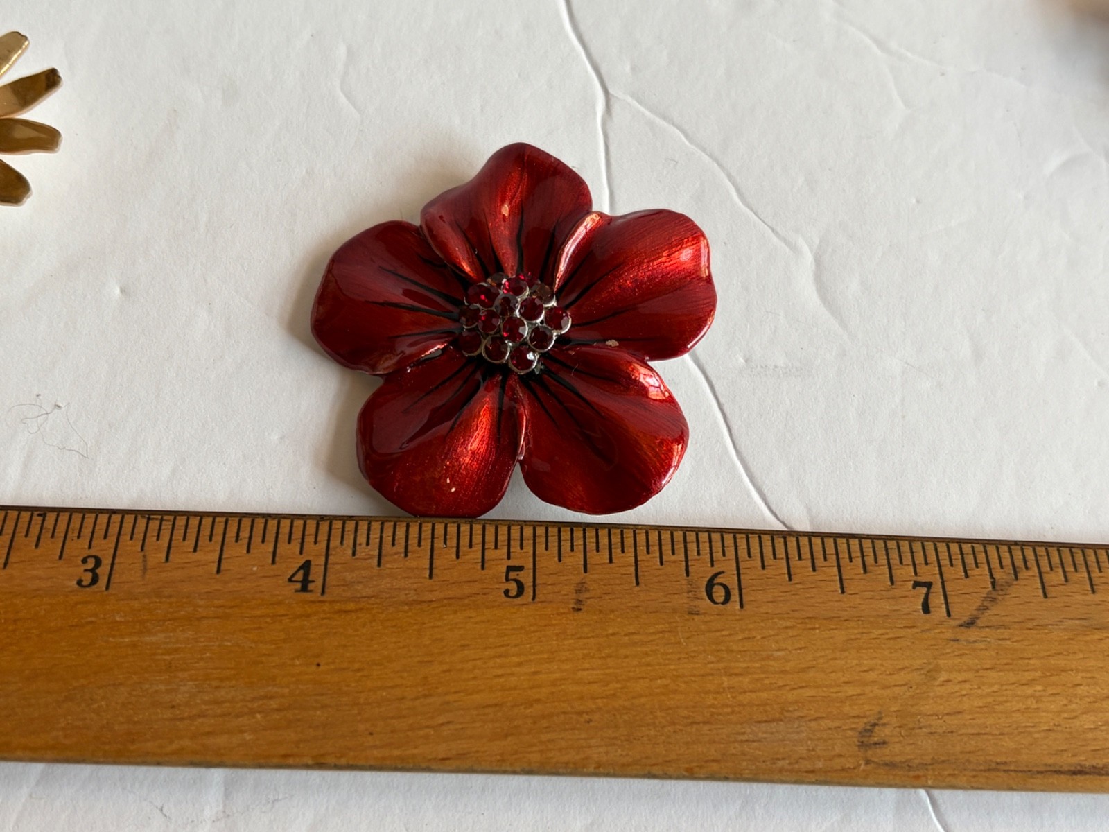 Floral Brooch Lot Of 26 Pins Metal Leather Enamel Porcelain Gold Tone