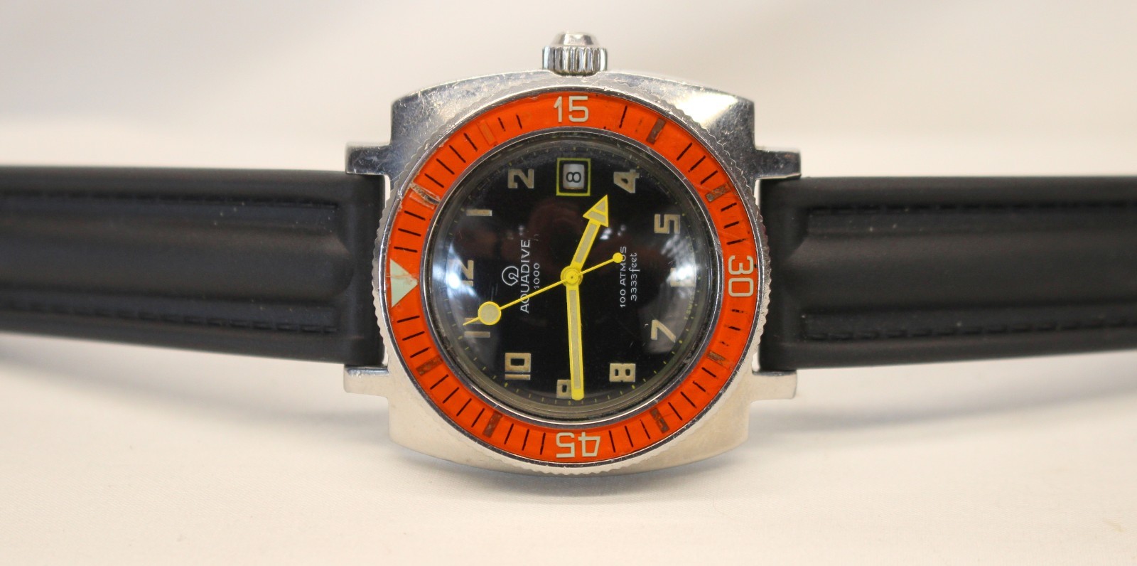 vintage 70’s AQUADIVE Caribbean 1000 Automatic DIVE watch JENNY CASE Gilt Dial