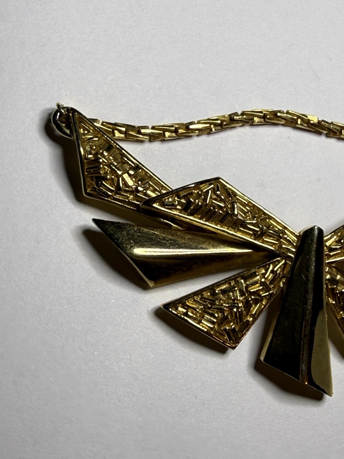 Vintage Crown Trifari Necklace 1950s Gold Tone Enamel Geometric Bib Collar MCM