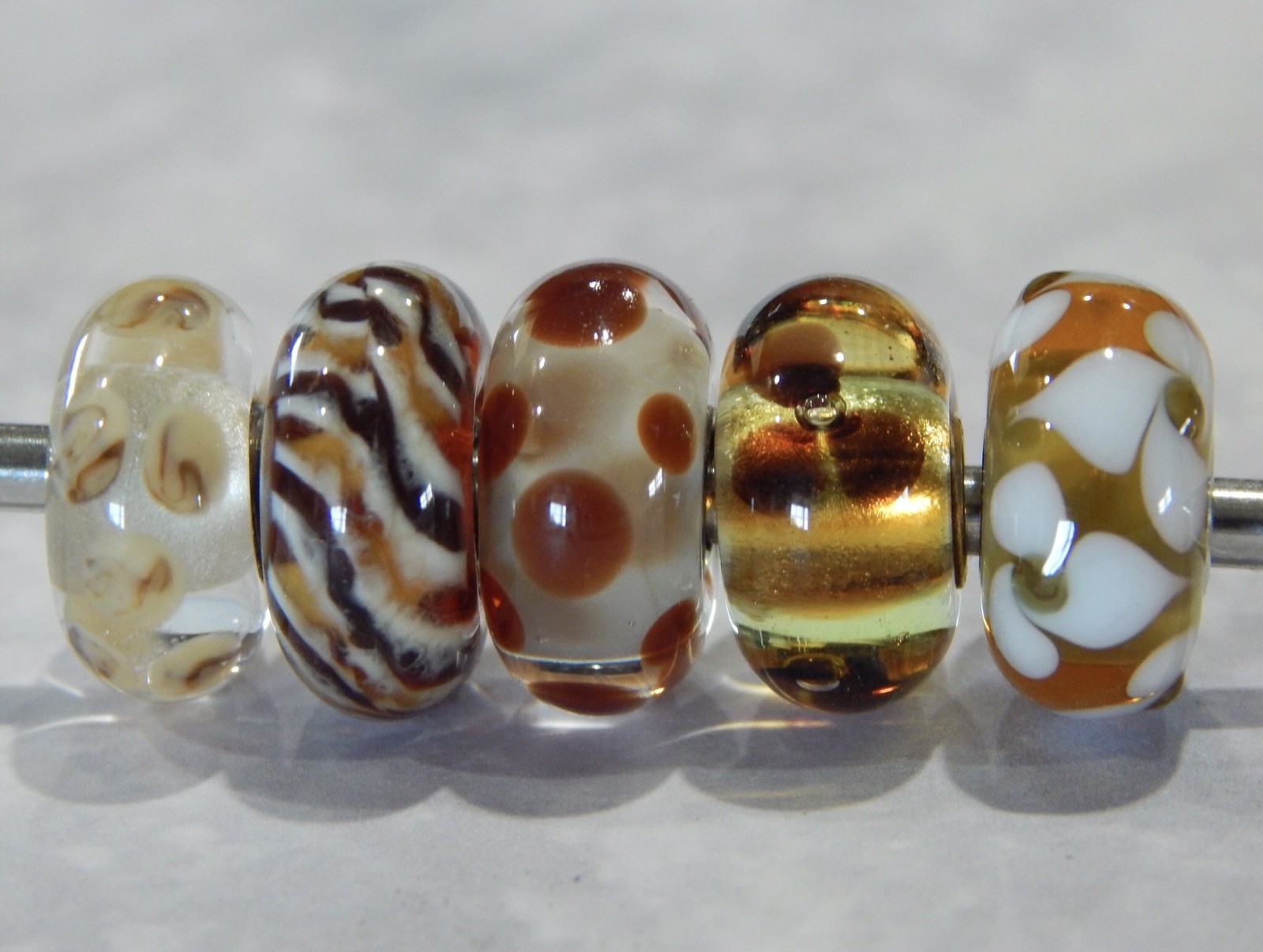 TROLLBEADS Fur Dot BEAD #1 RARE & RETIRED 2008 MUSEUM BEAD (ONE BEAD) NEW!