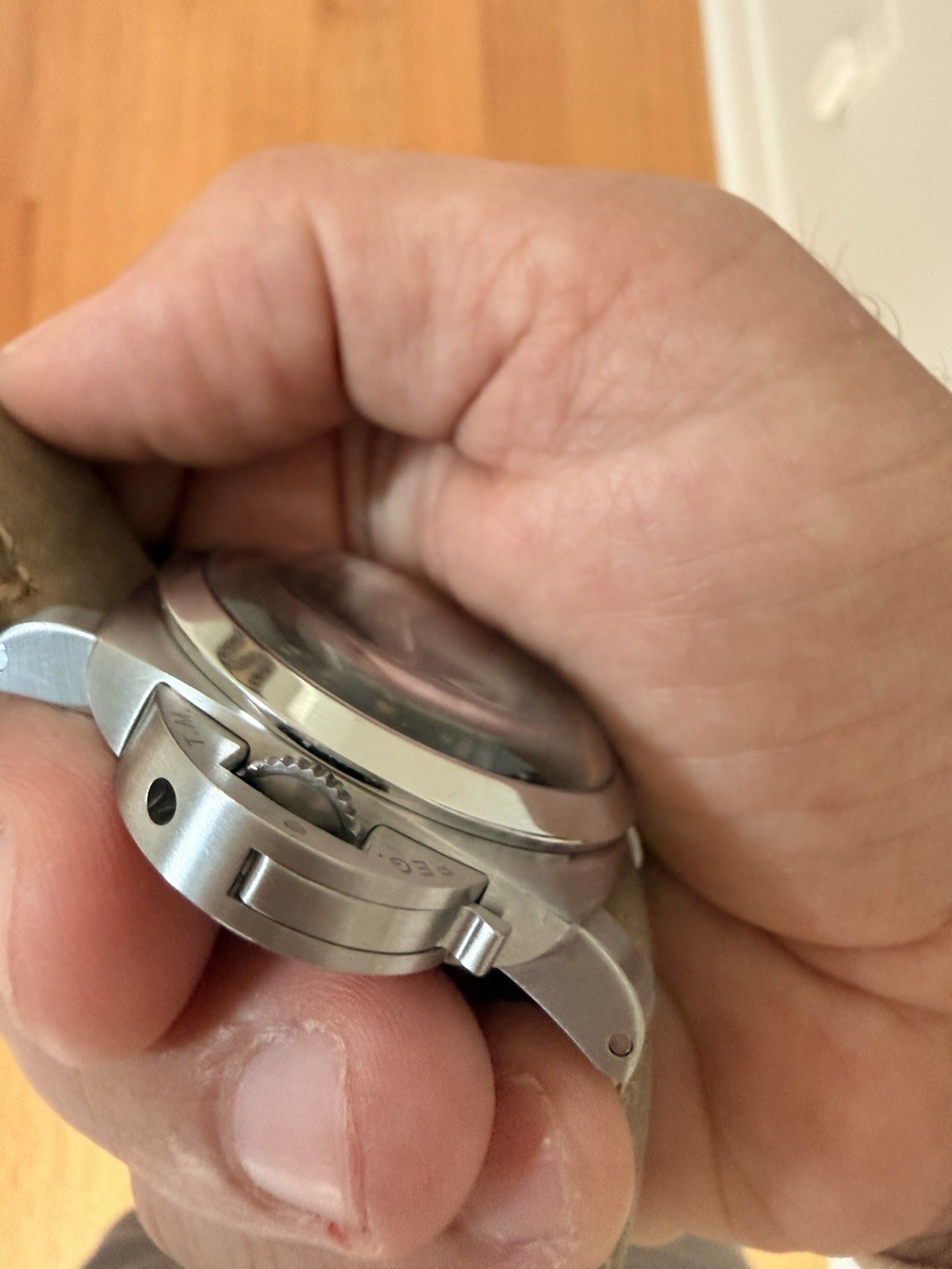 Panerai Luminor 1950 8 Days GMT Pam00233 44MM